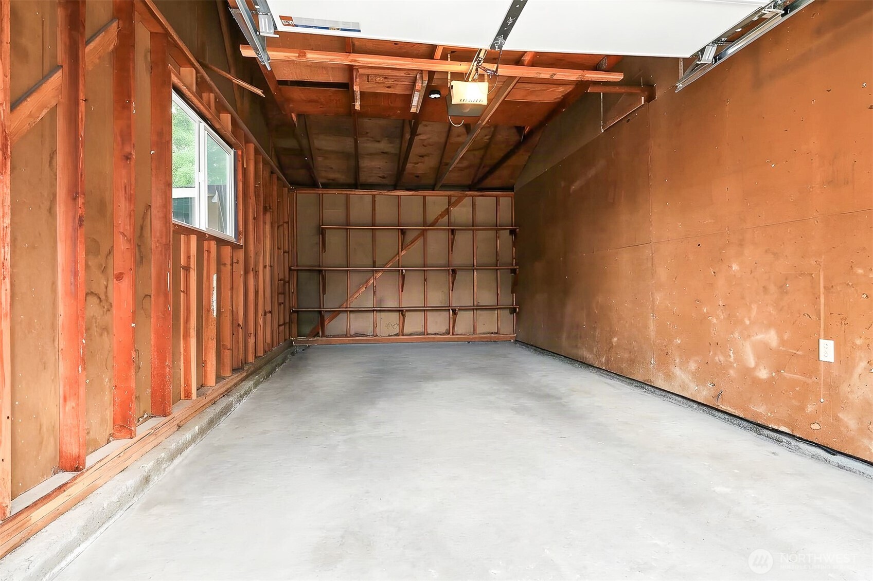 property viewer photo 31