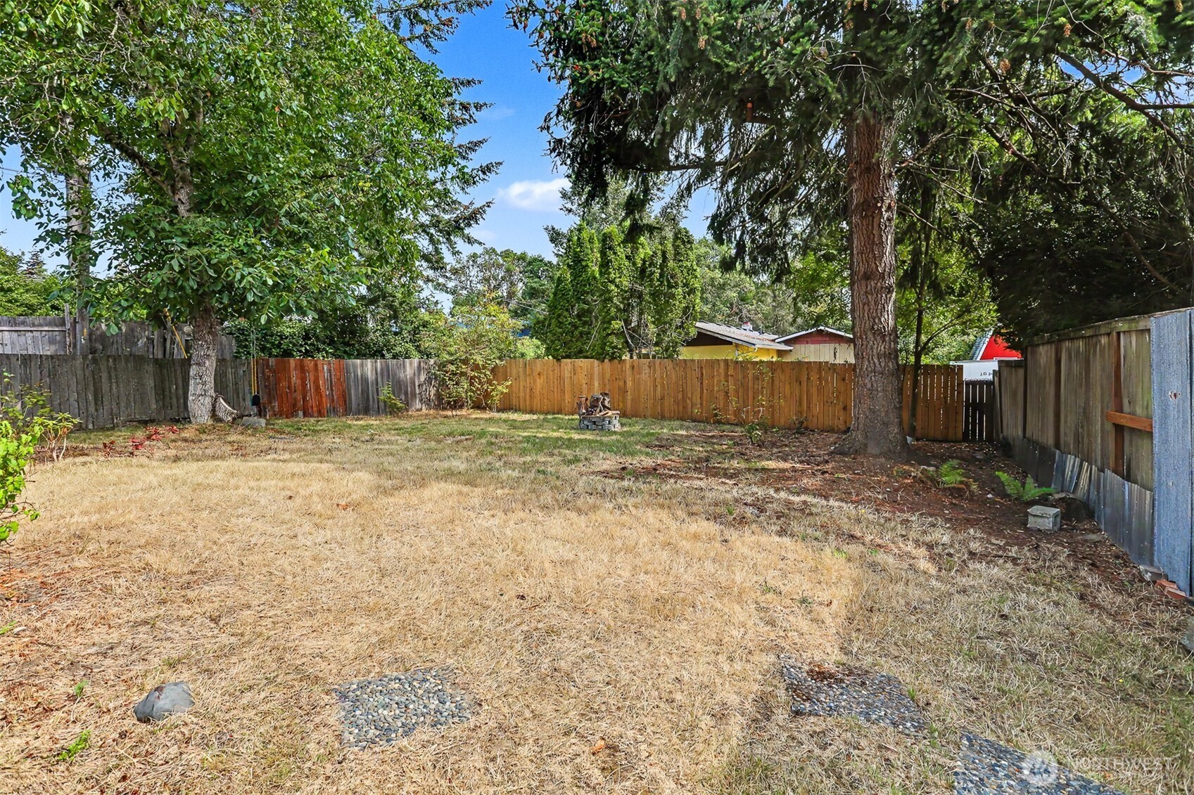 property viewer photo 33