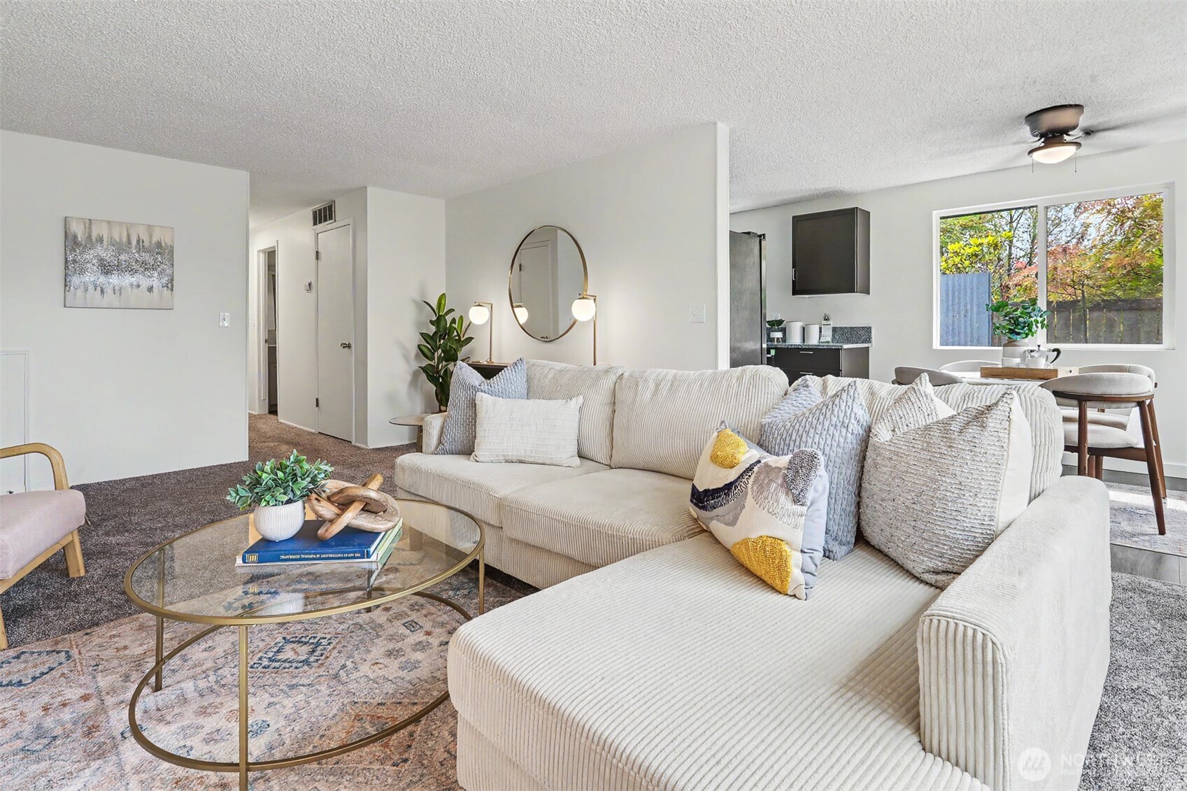 property viewer photo 6