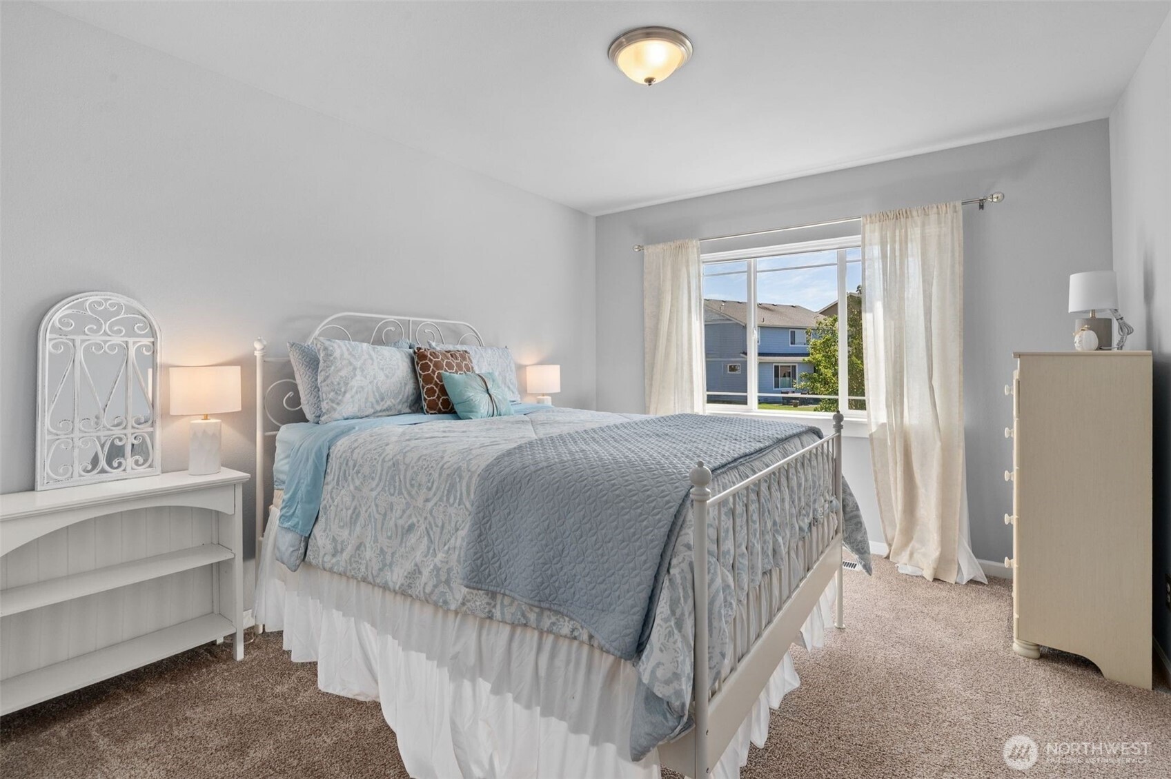 property viewer photo 20