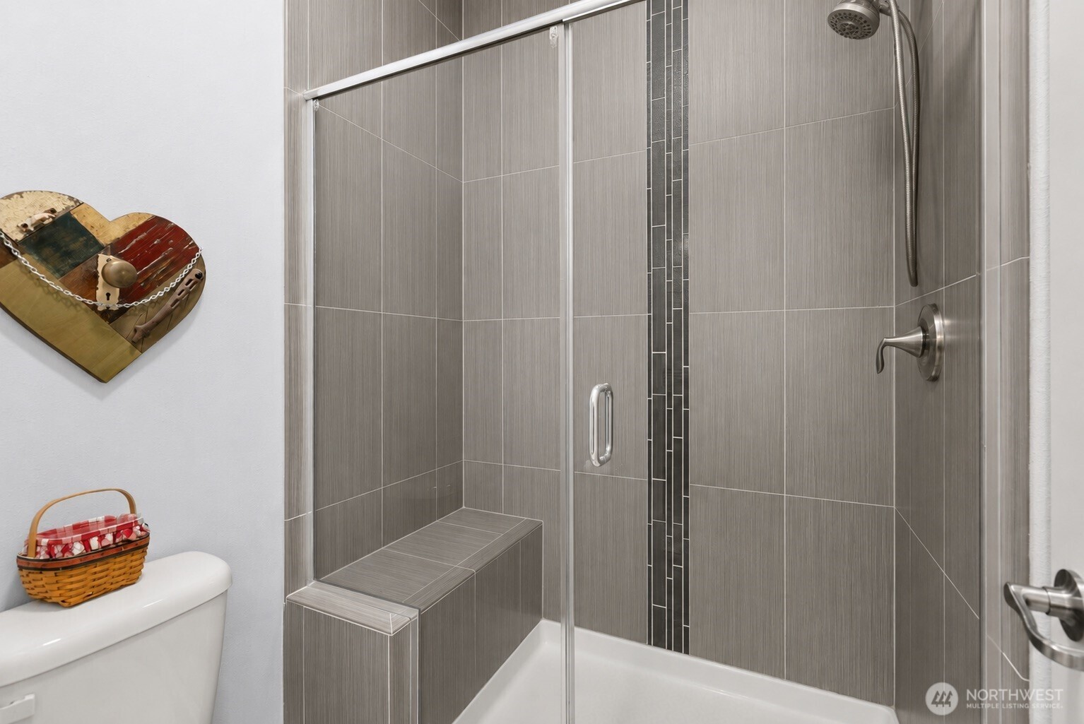 property viewer photo 23