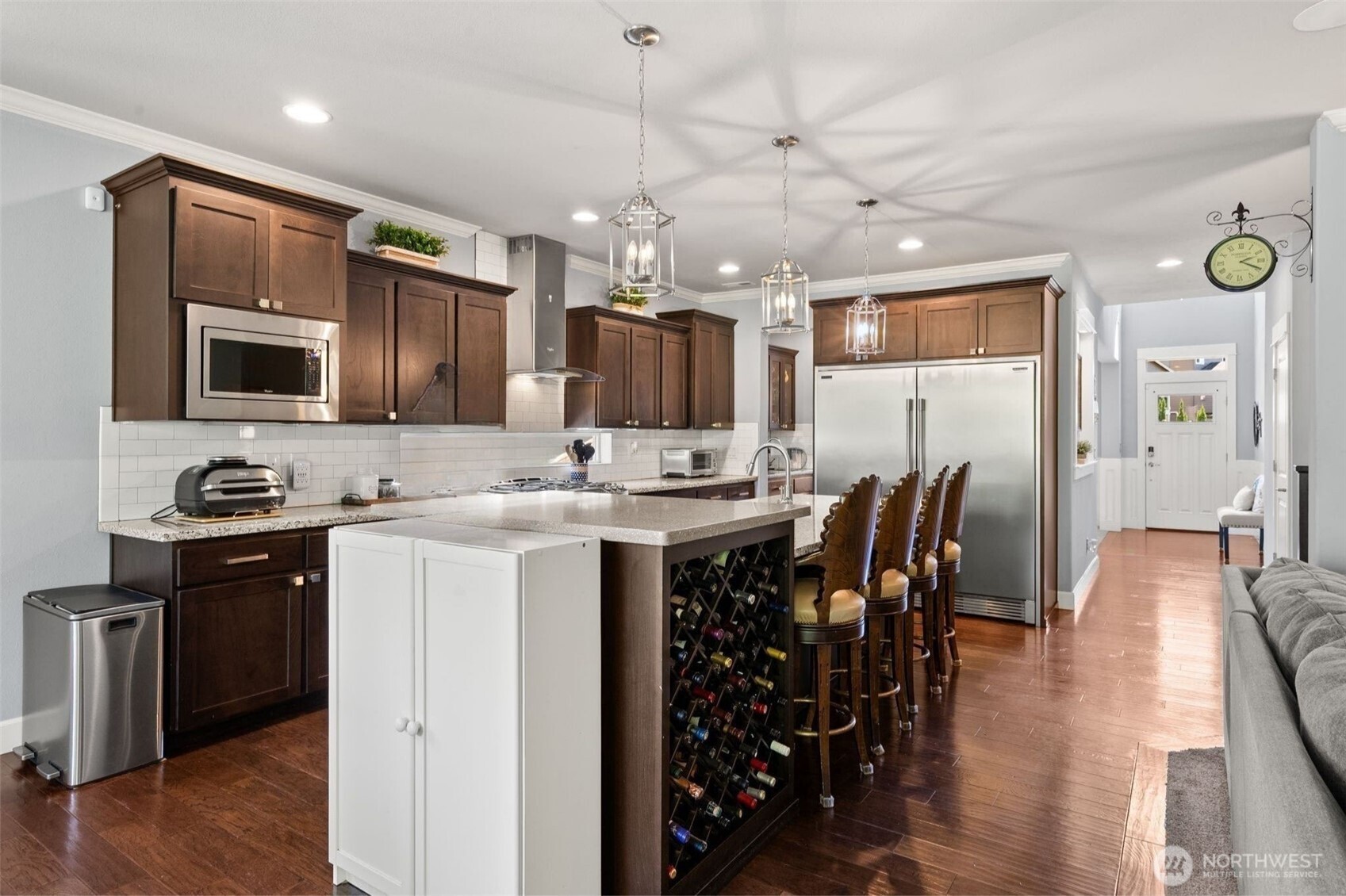property viewer photo 4