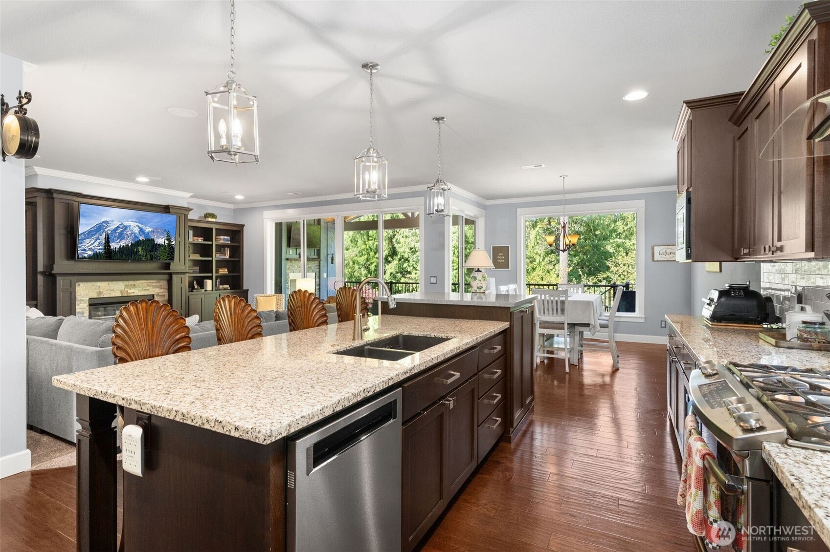 property viewer photo 8