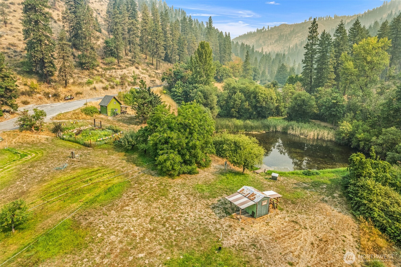 main property photo 24