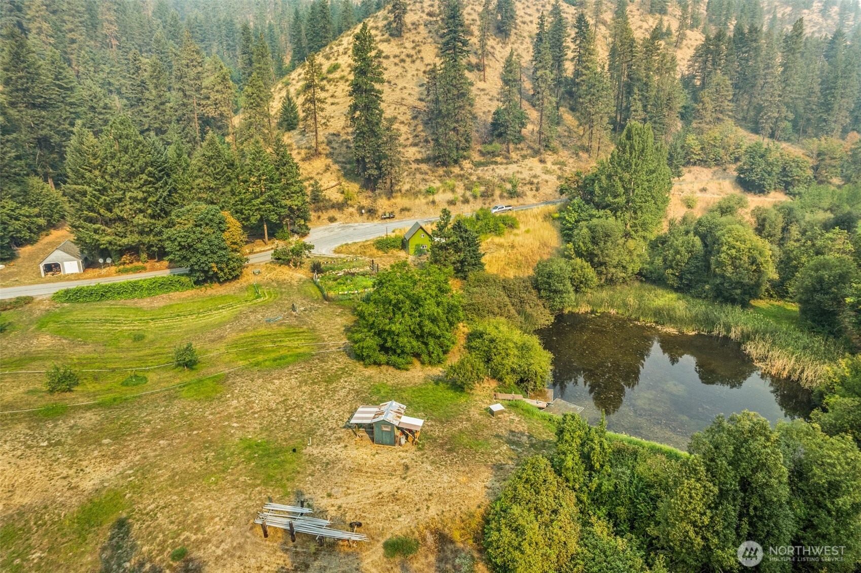 main property photo 25