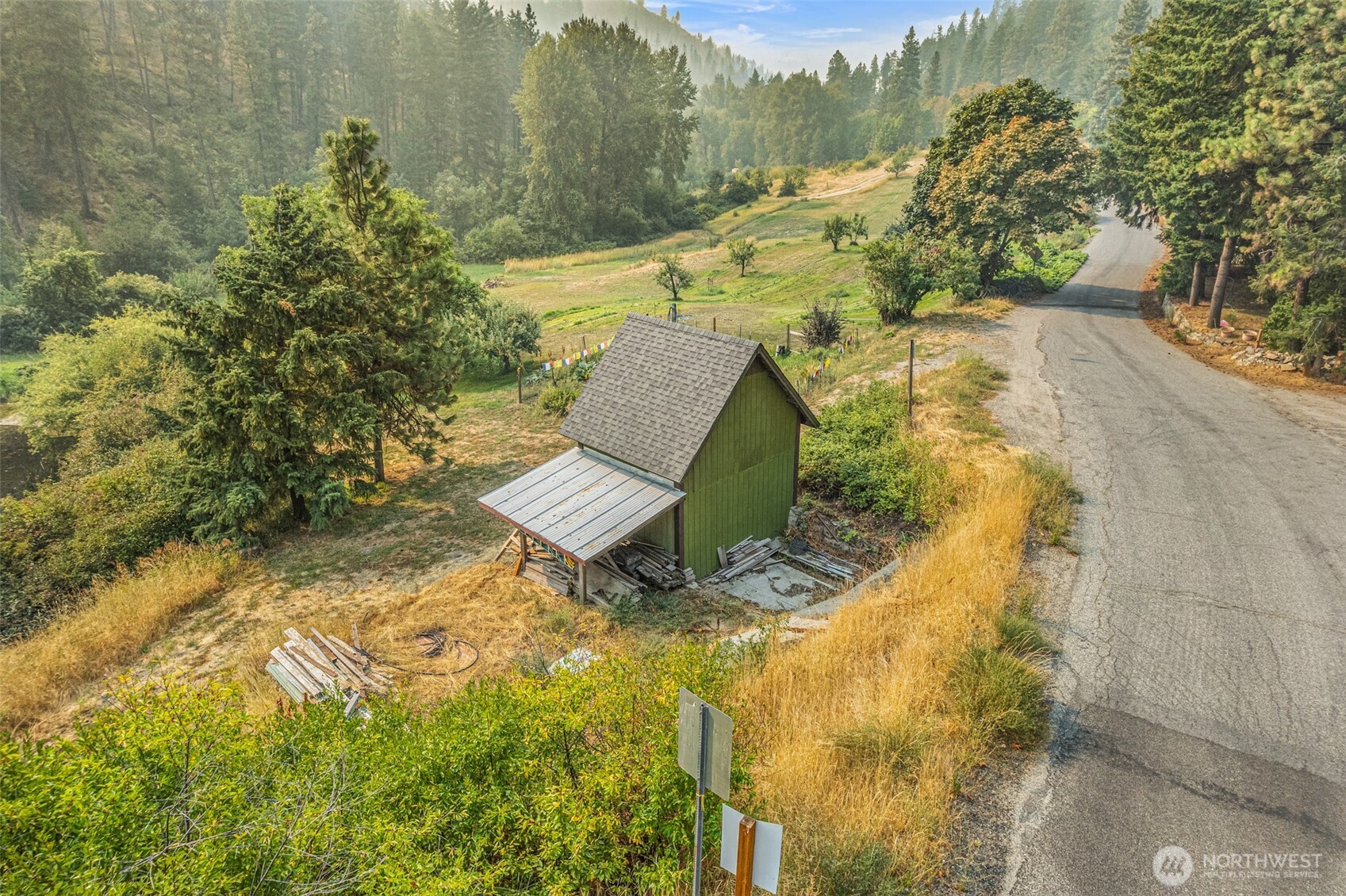 main property photo 29