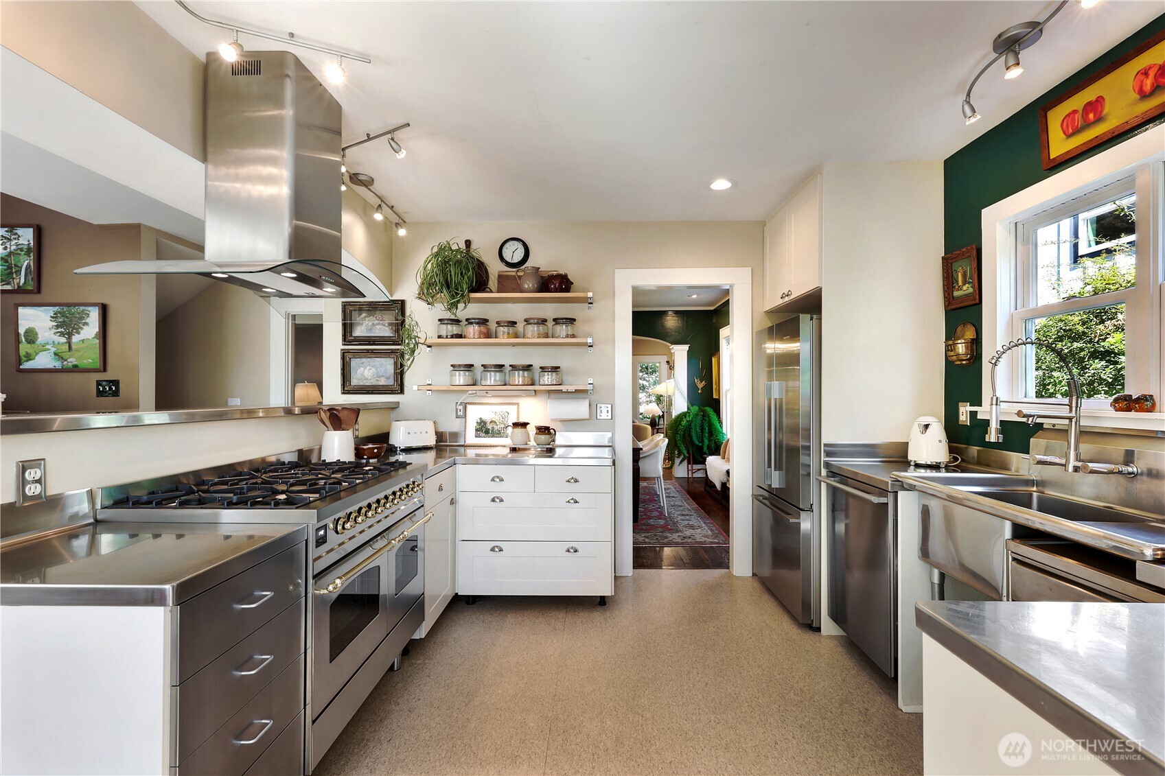 property viewer photo 12