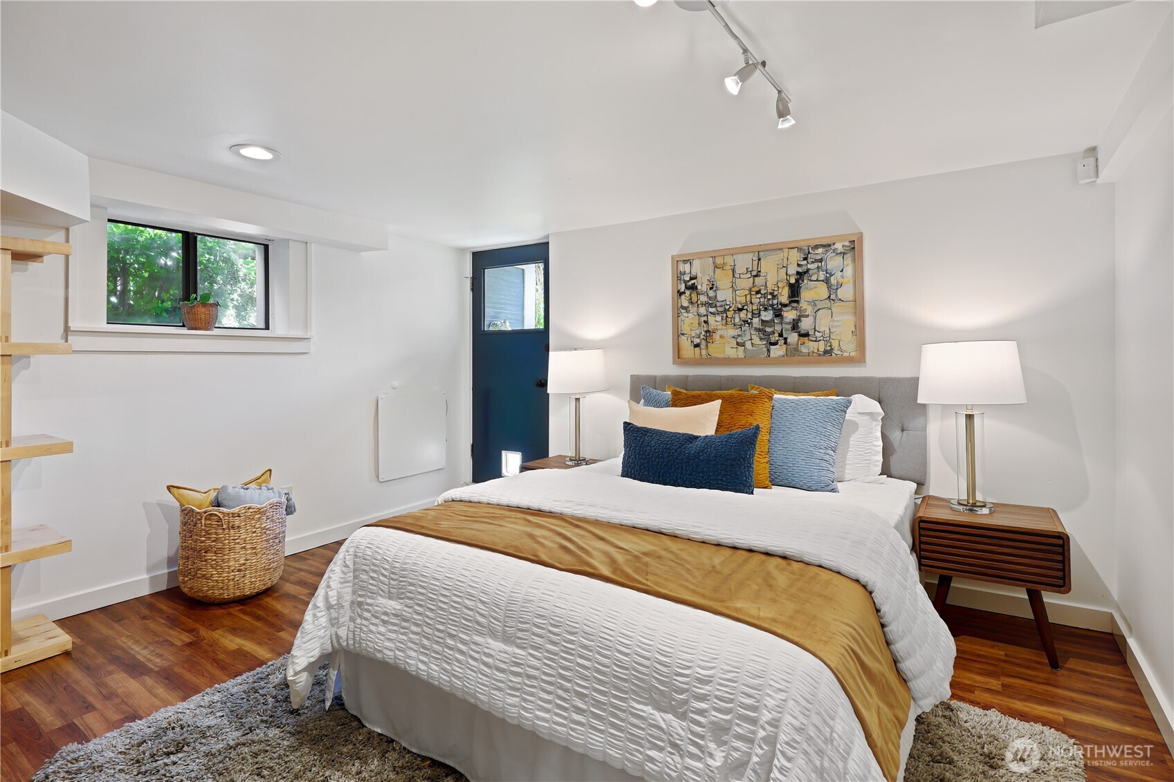 property viewer photo 31