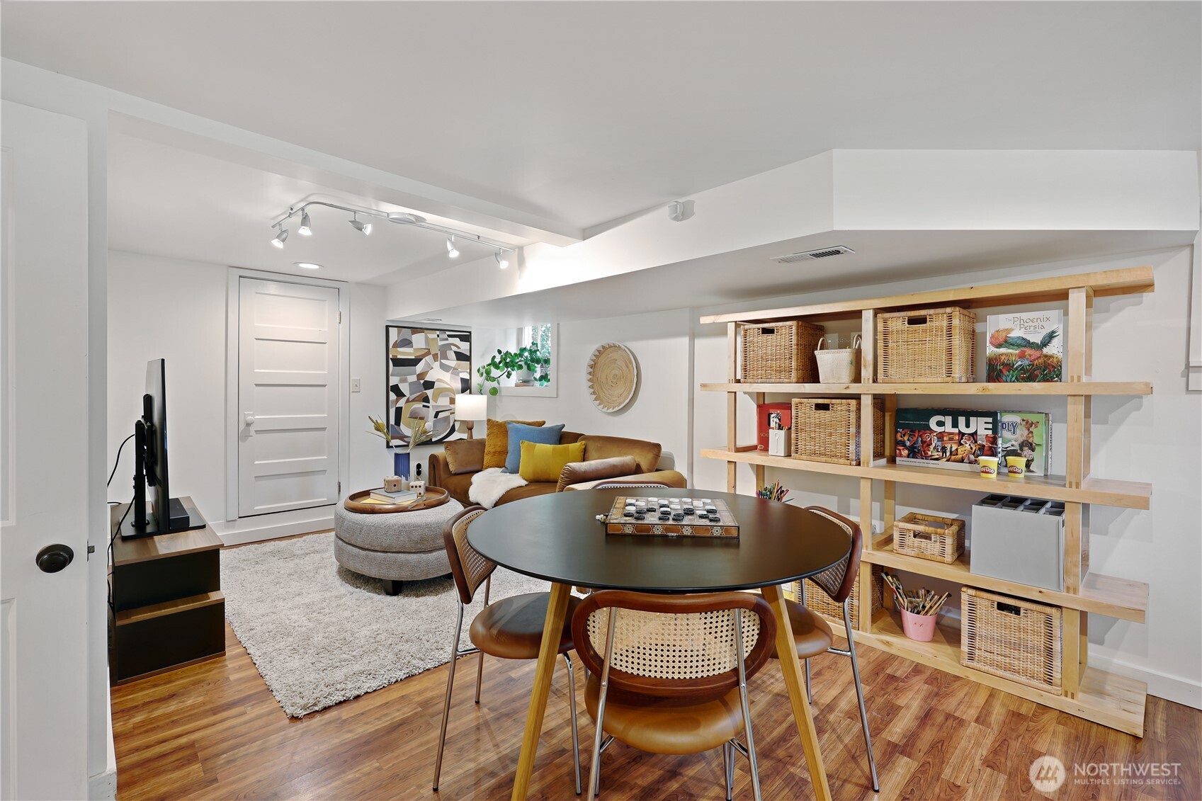 property viewer photo 32