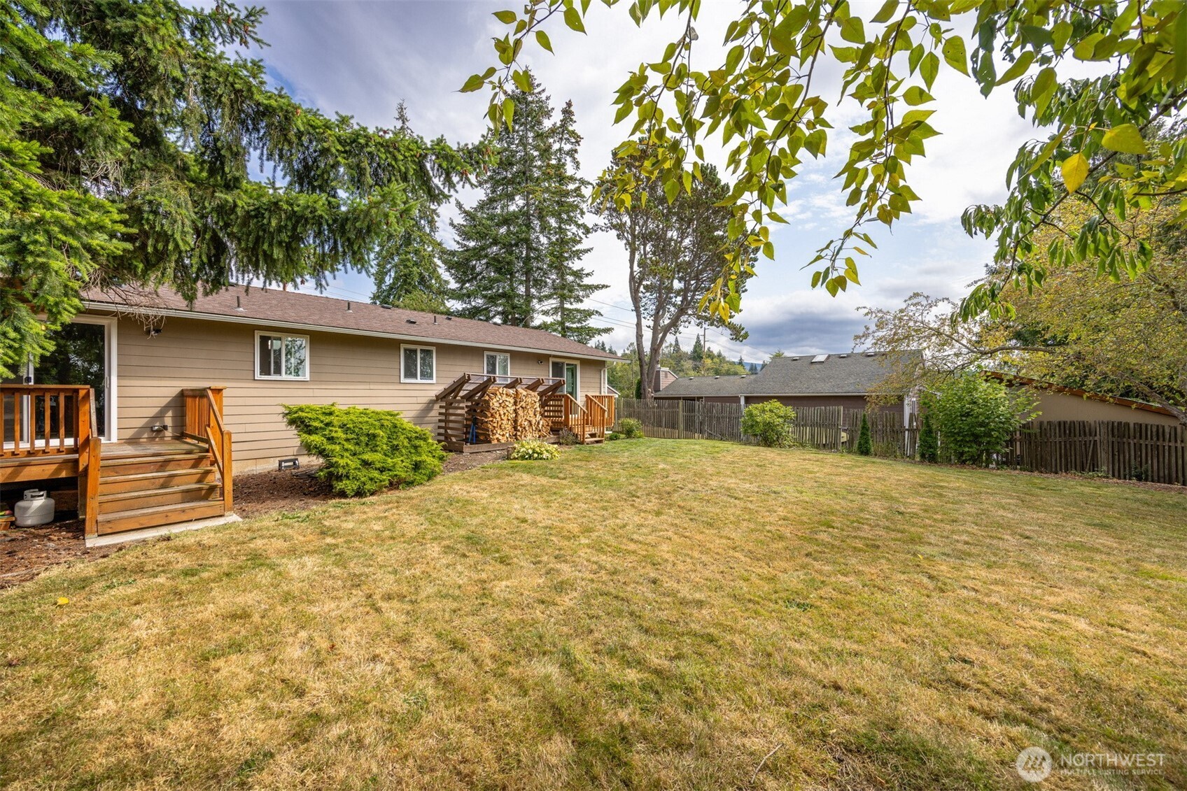 property viewer photo 36