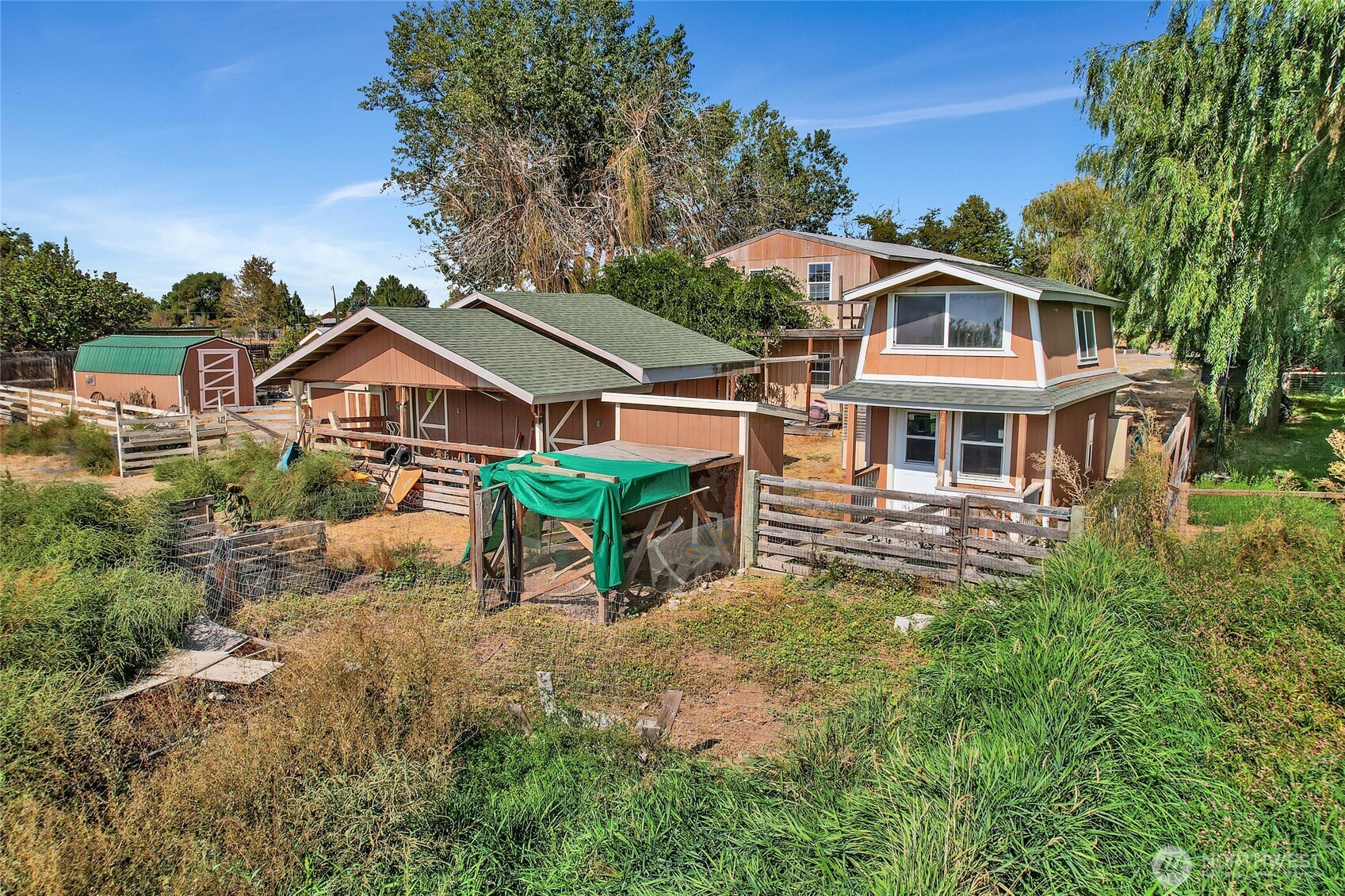 main property photo 31