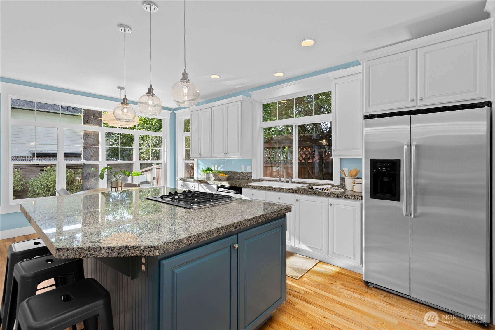 property viewer photo 10