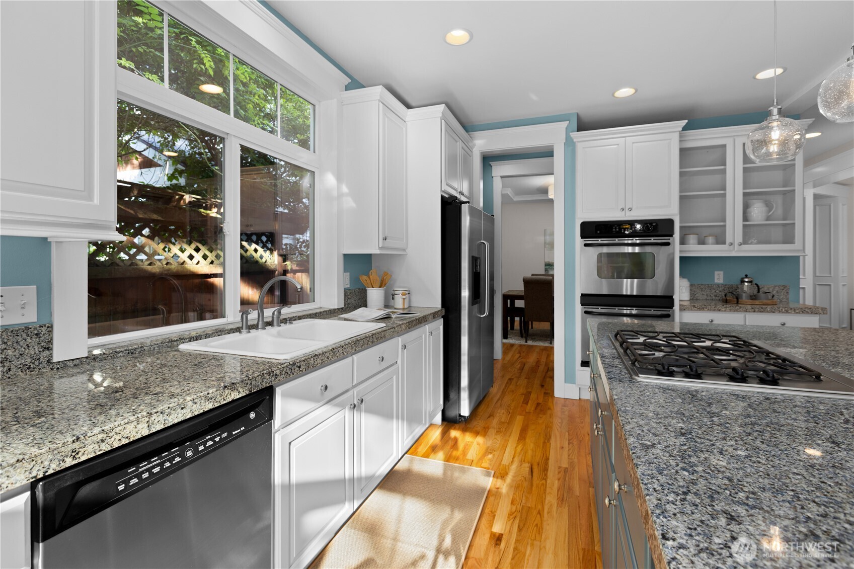 property viewer photo 13