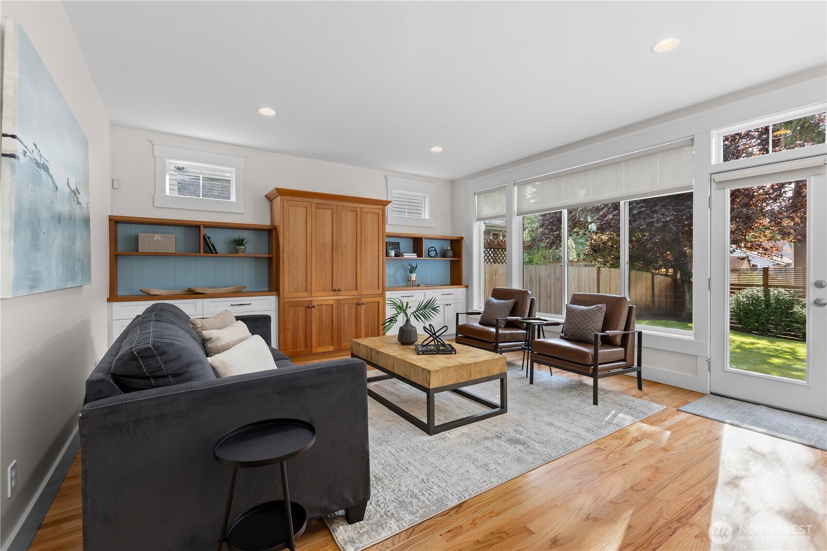 property viewer photo 16