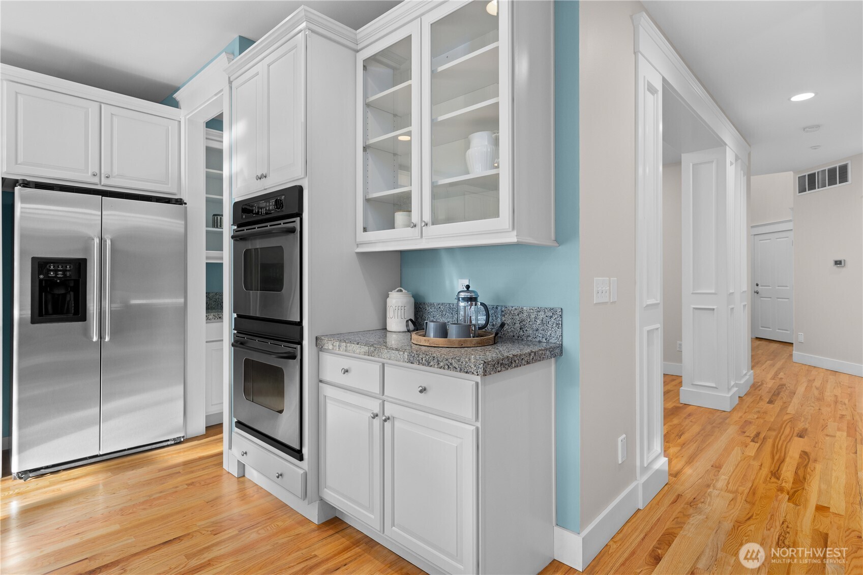 property viewer photo 9