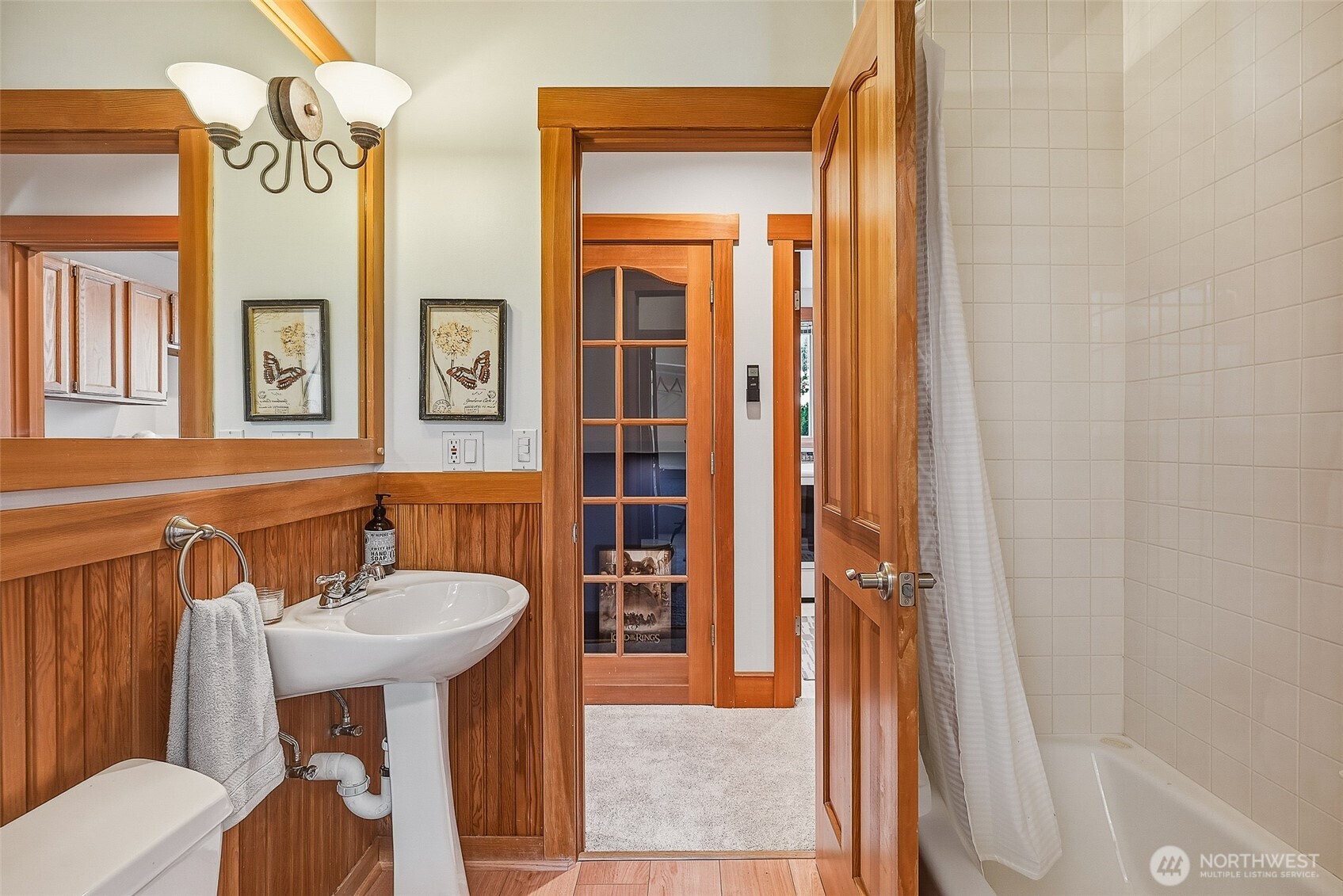 property viewer photo 18