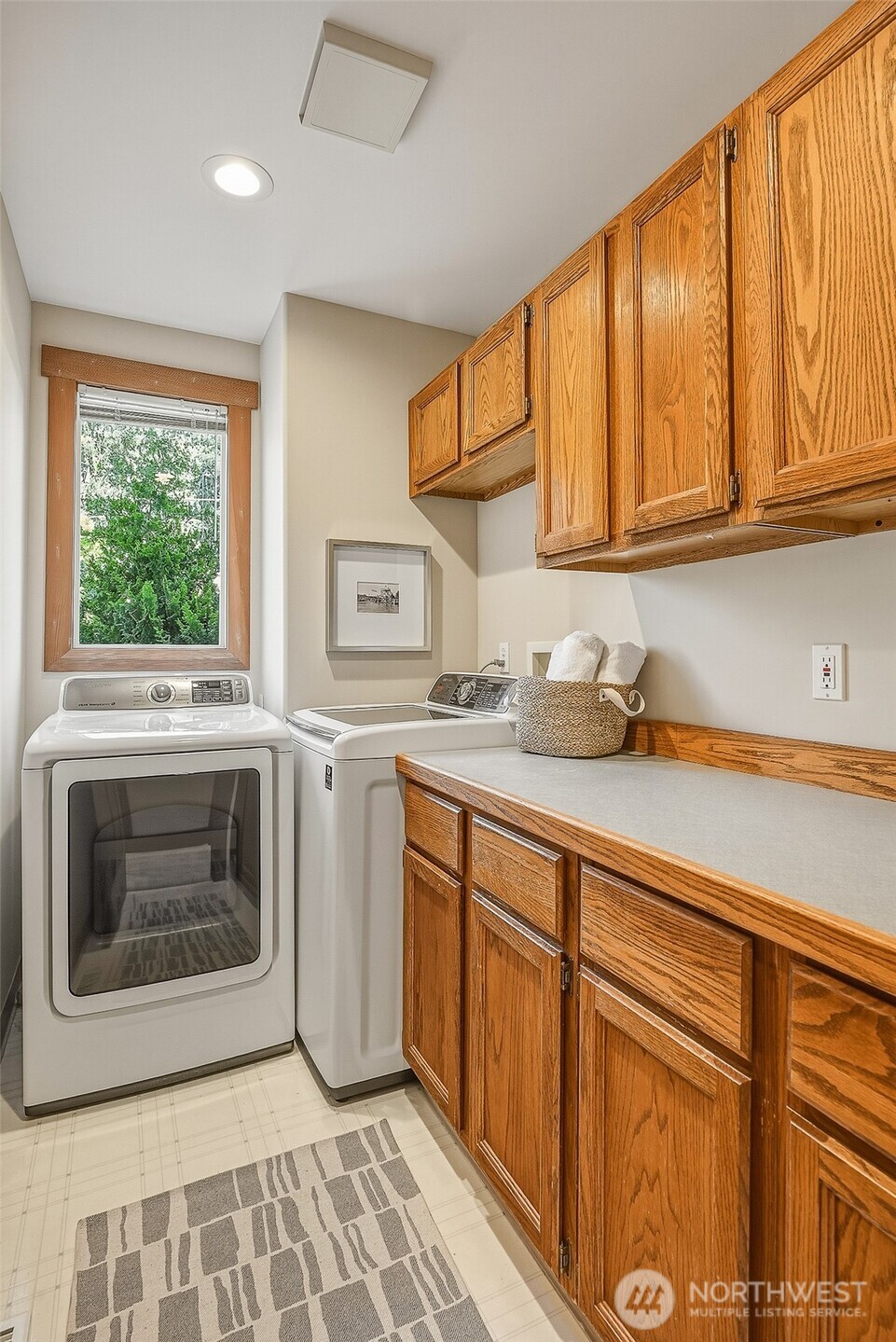 property viewer photo 19
