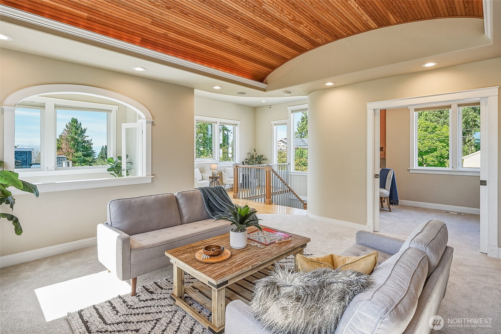 property viewer photo 21