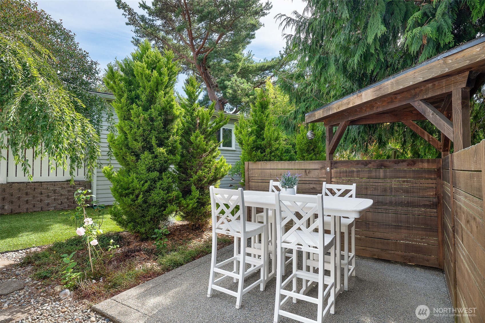 property viewer photo 35
