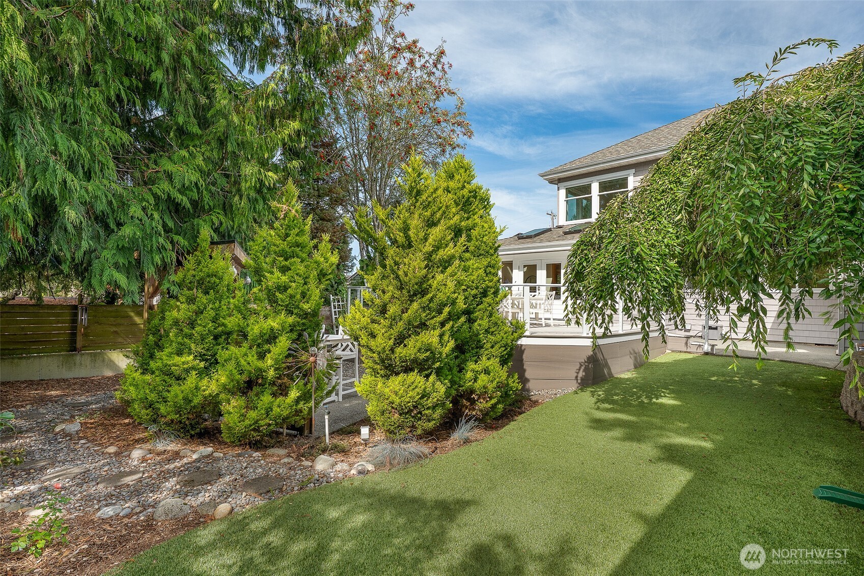 property viewer photo 36