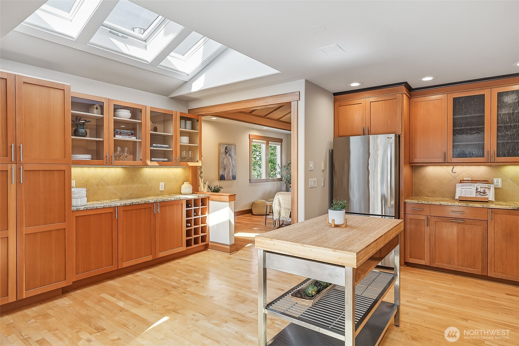 property viewer photo 7