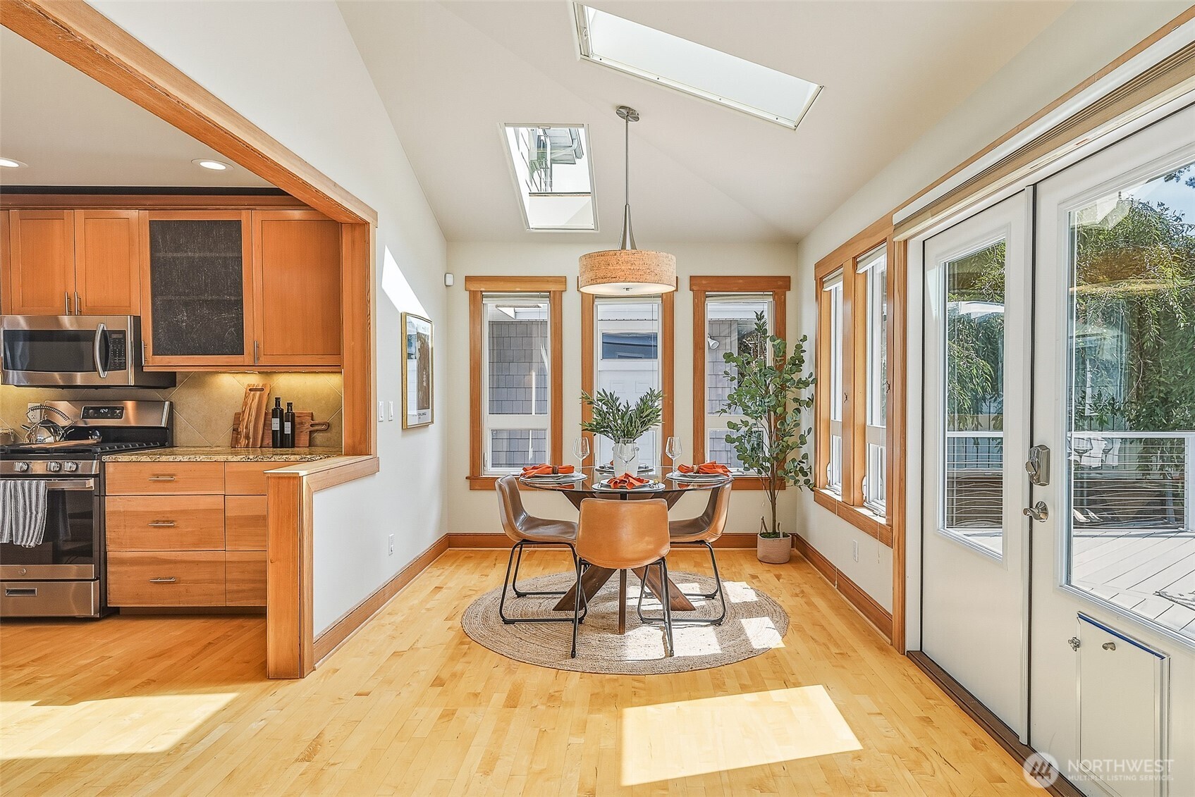 property viewer photo 9