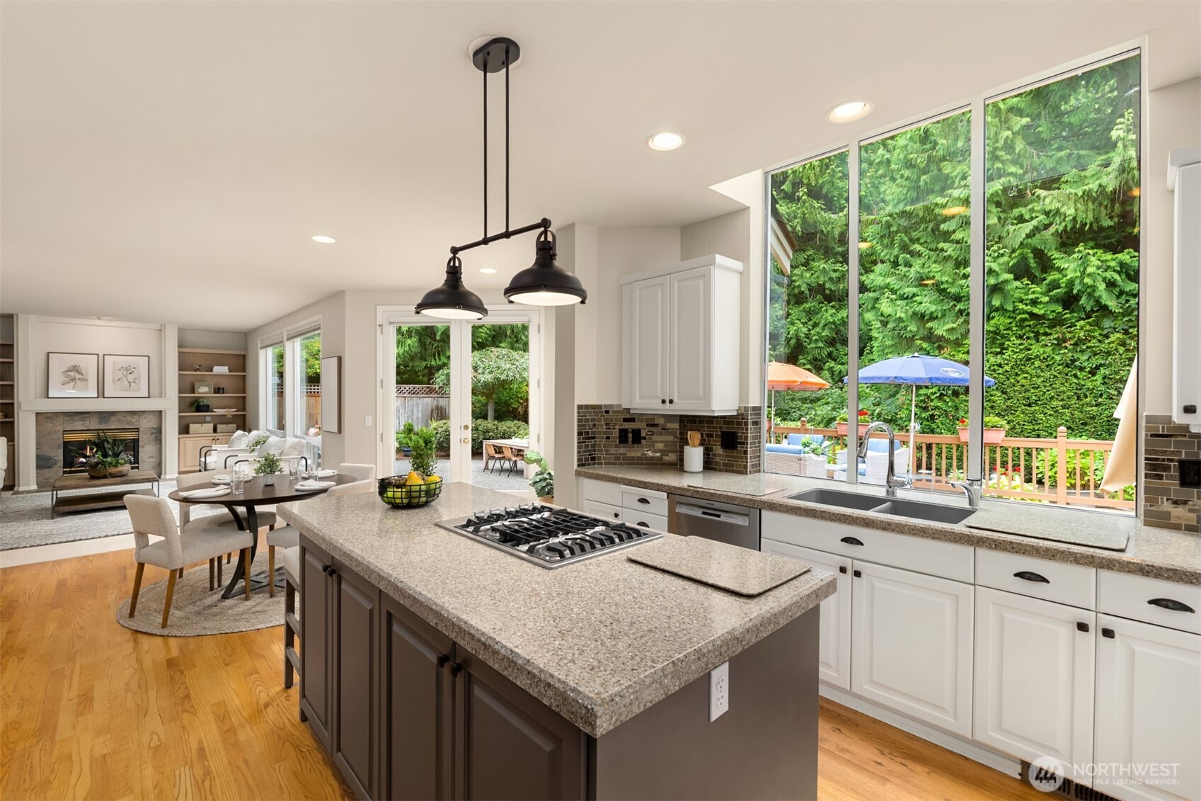 property viewer photo 11