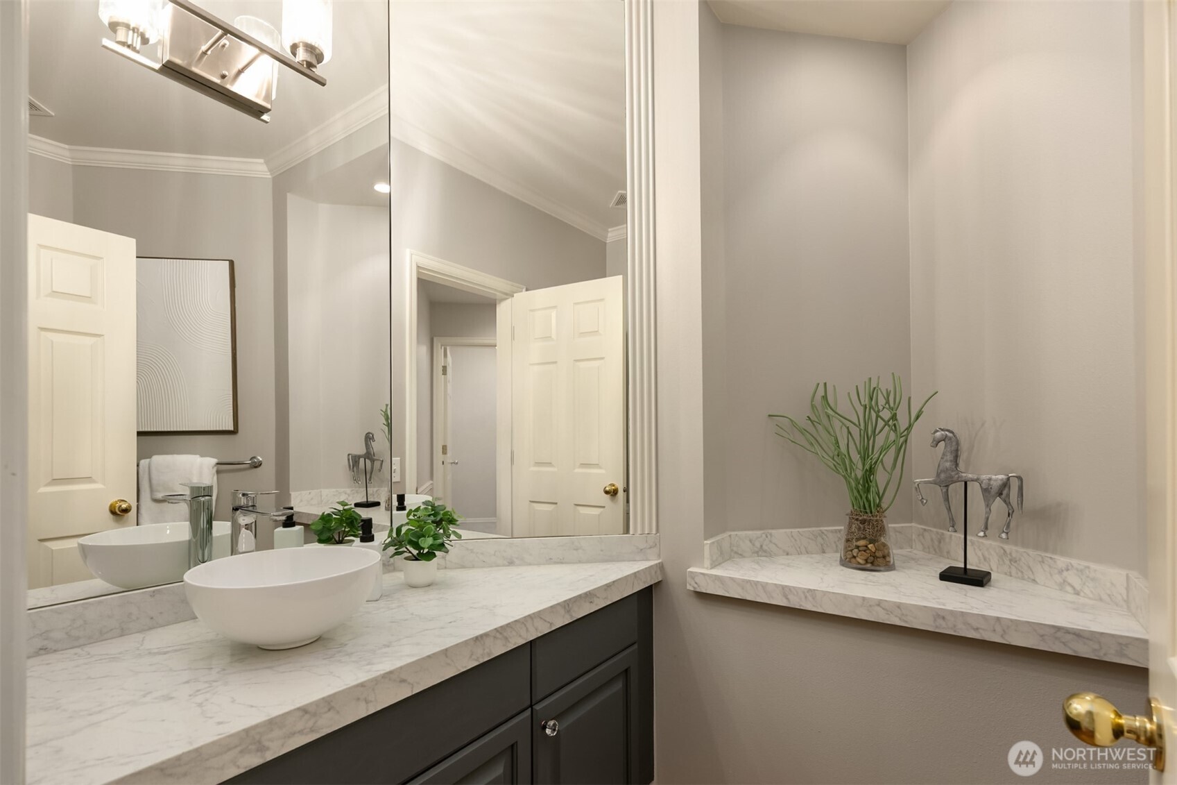 property viewer photo 18