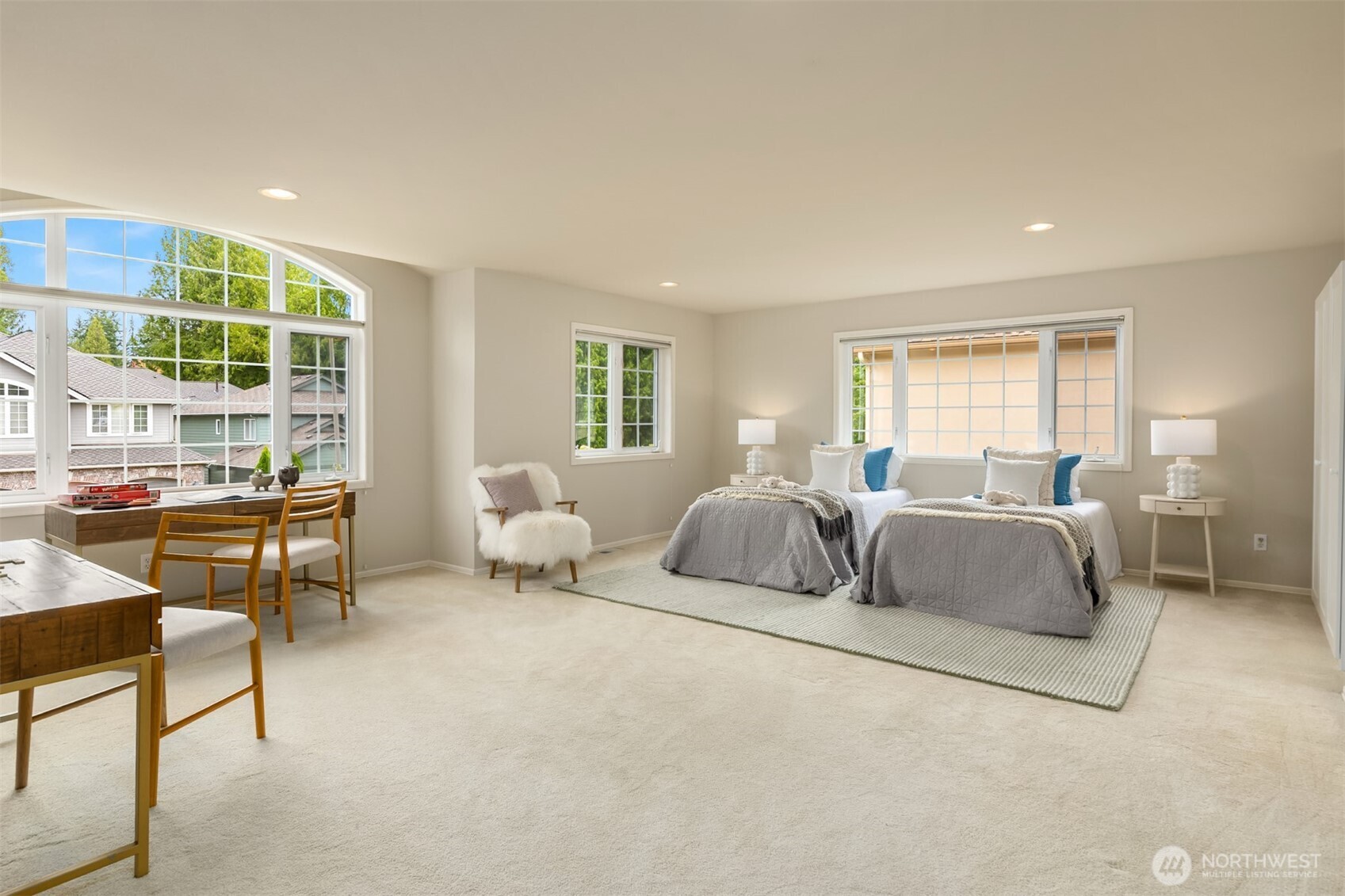 property viewer photo 26