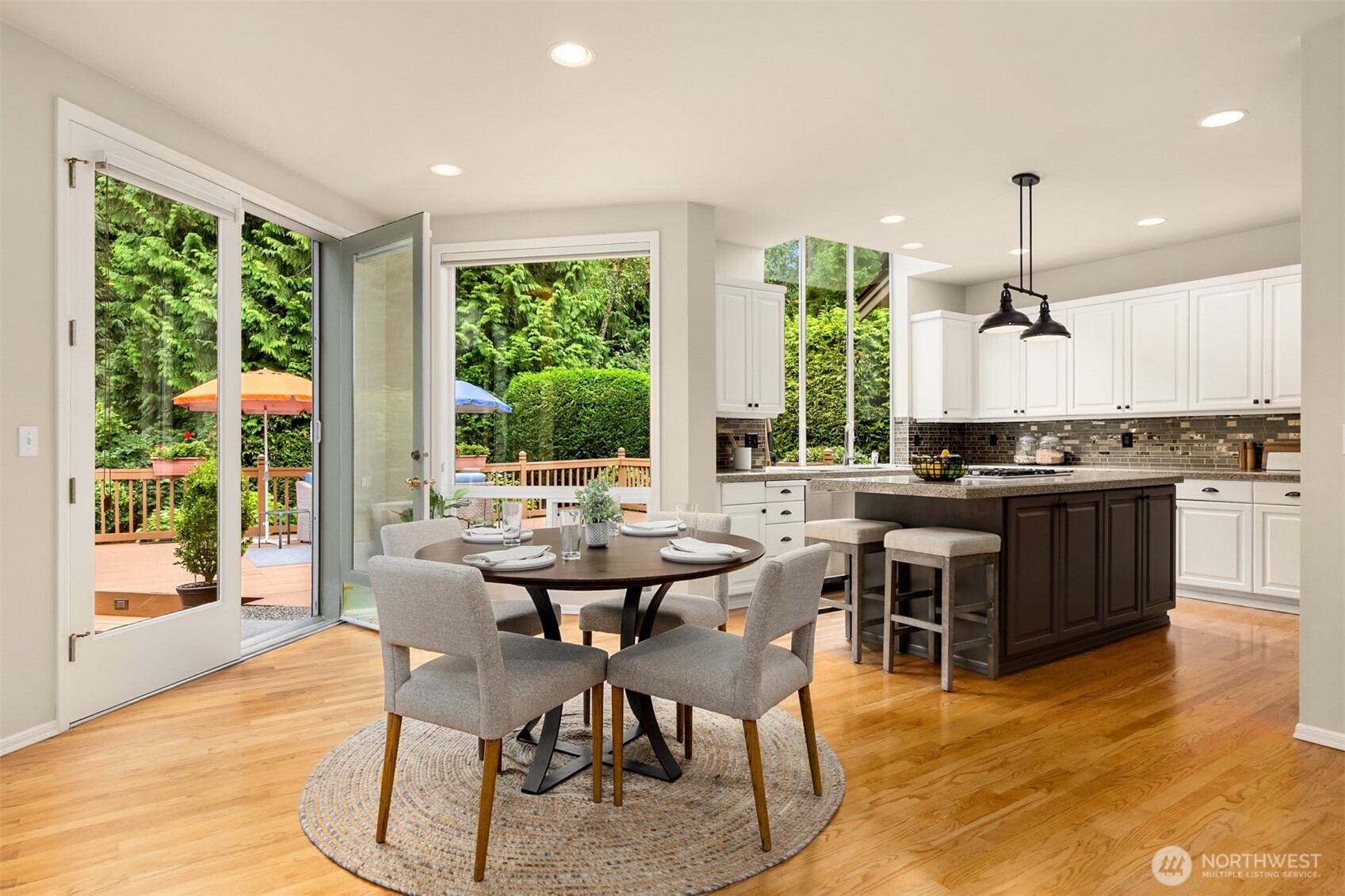 property viewer photo 9