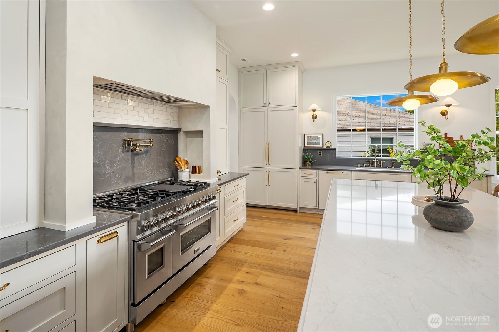 property viewer photo 10