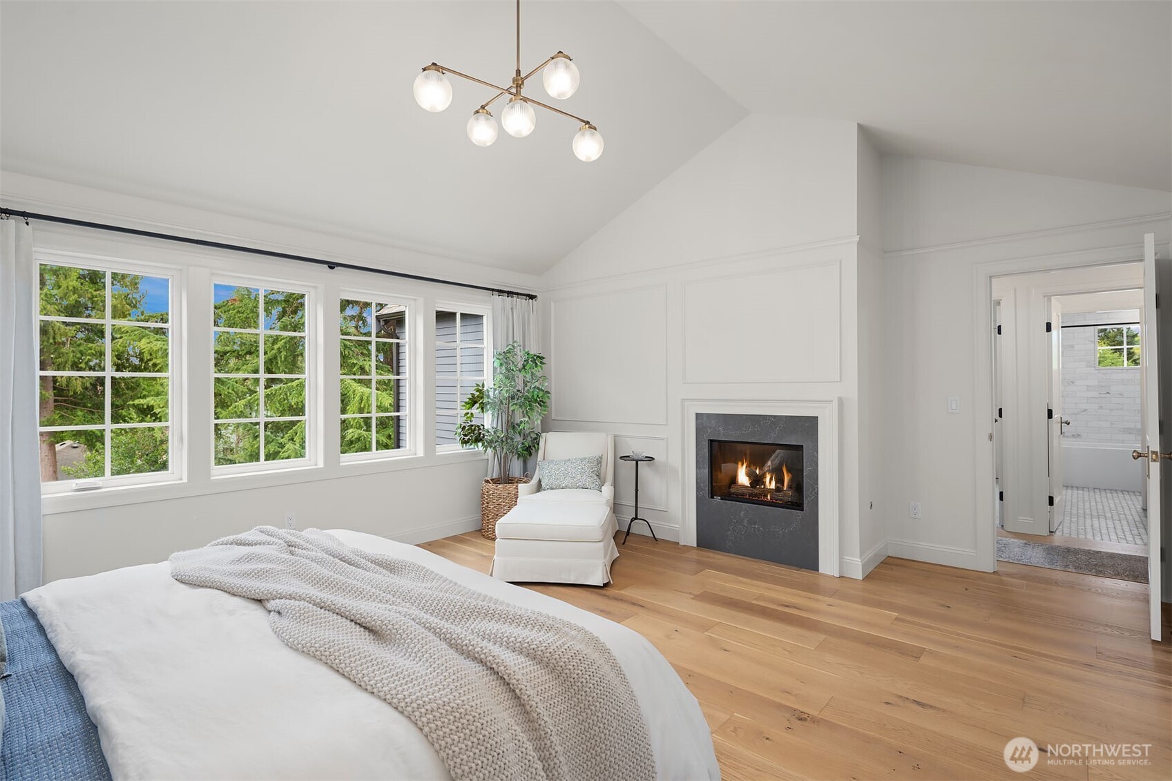 property viewer photo 18