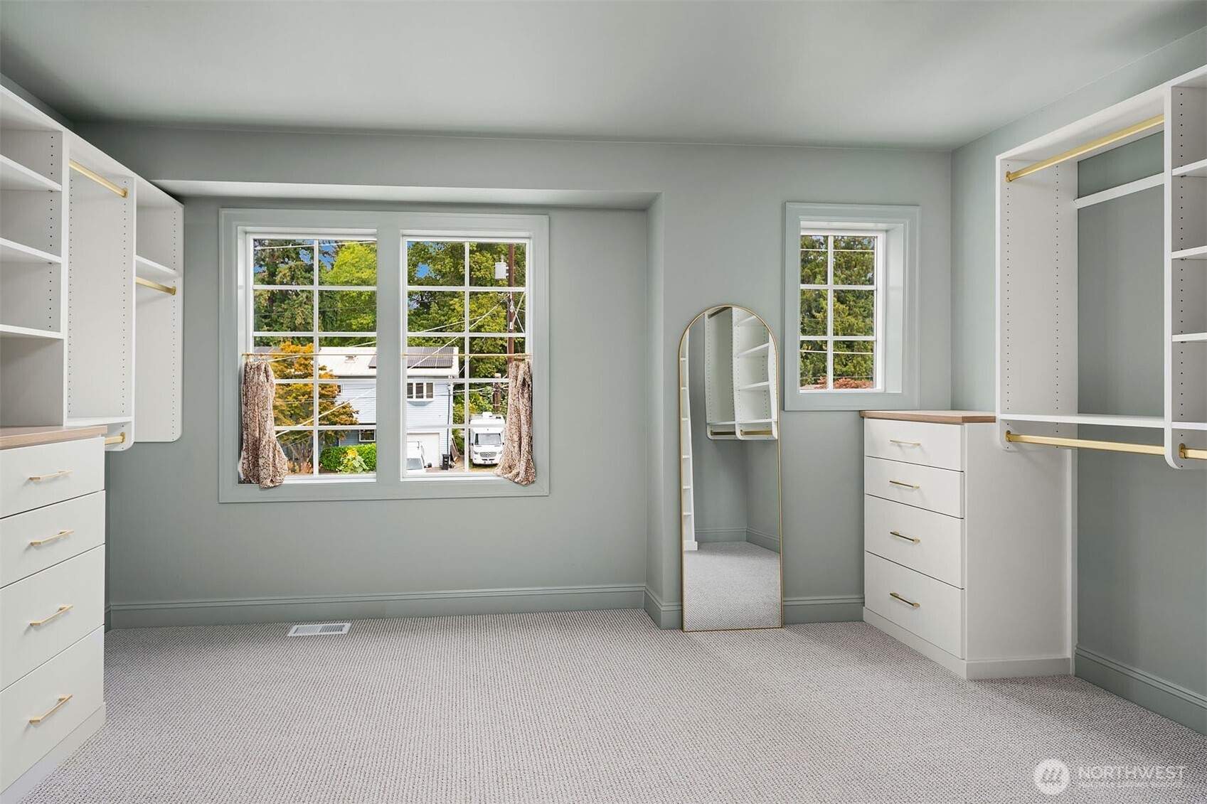 property viewer photo 23