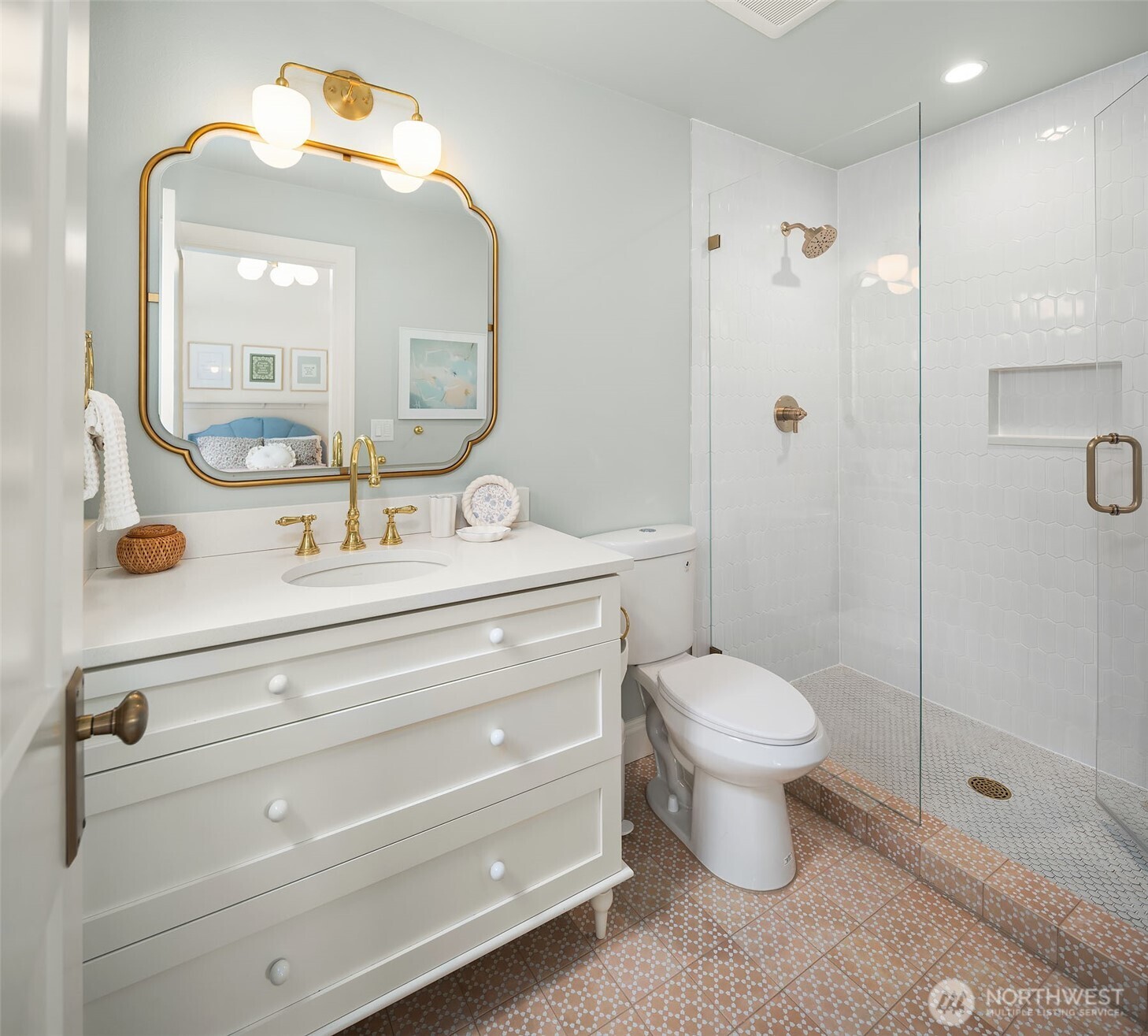 property viewer photo 25