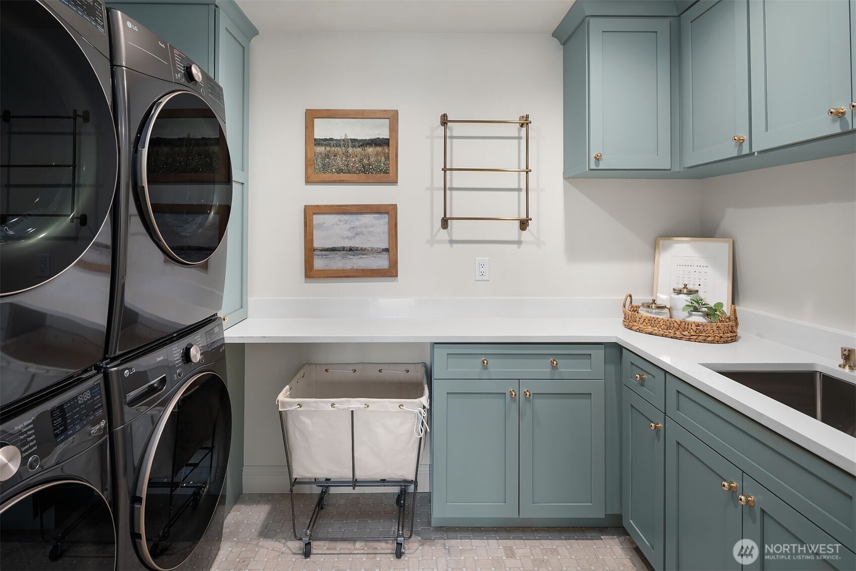 property viewer photo 29