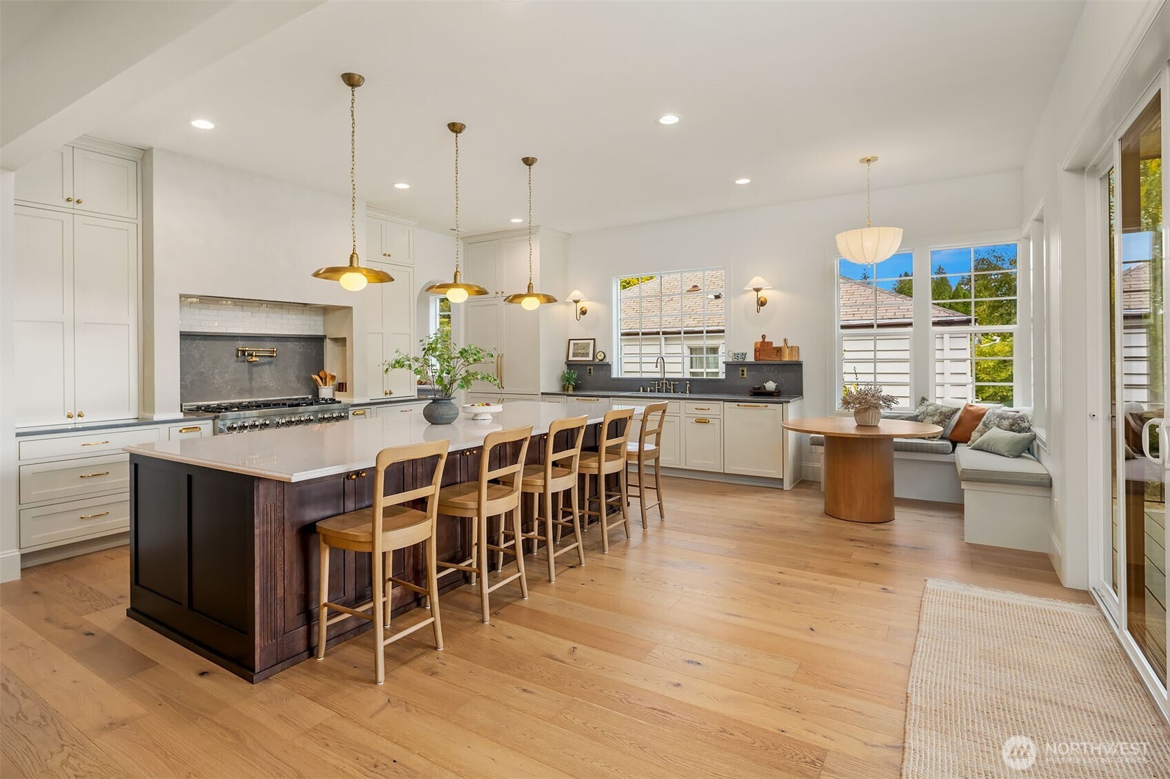 property viewer photo 9