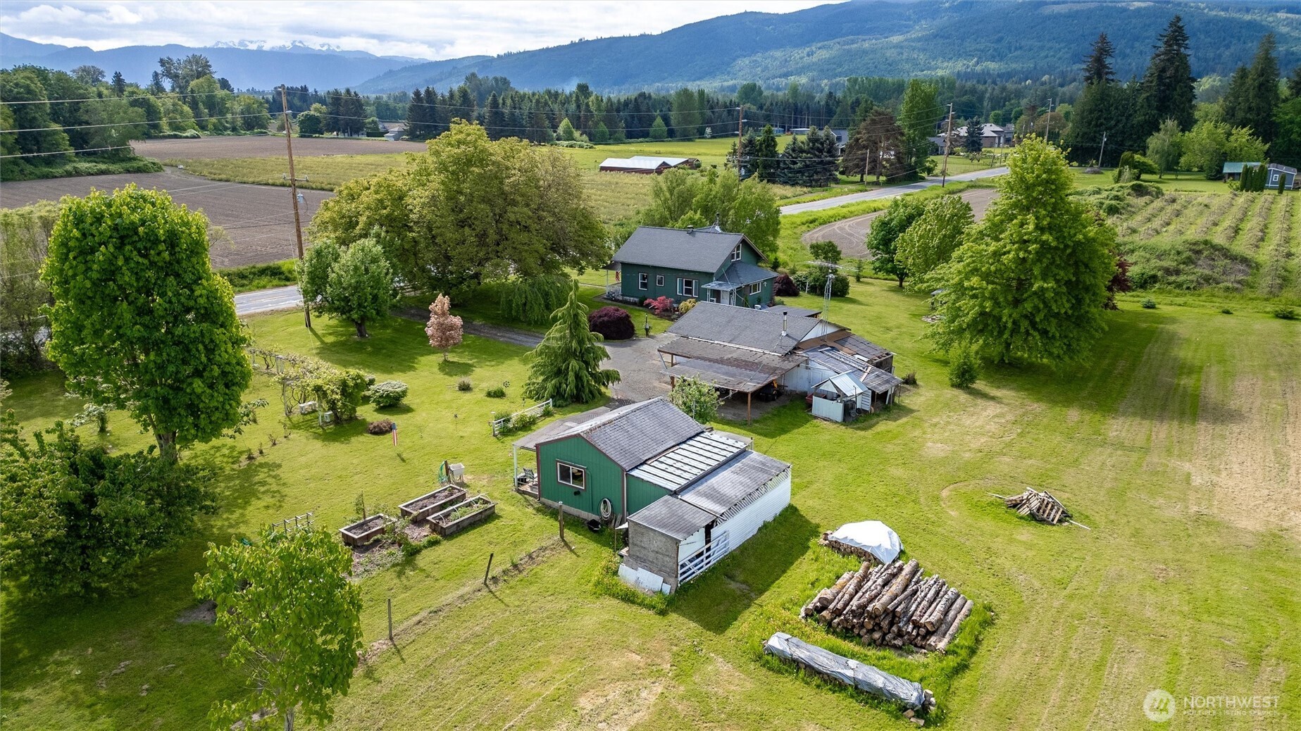 main property photo 15