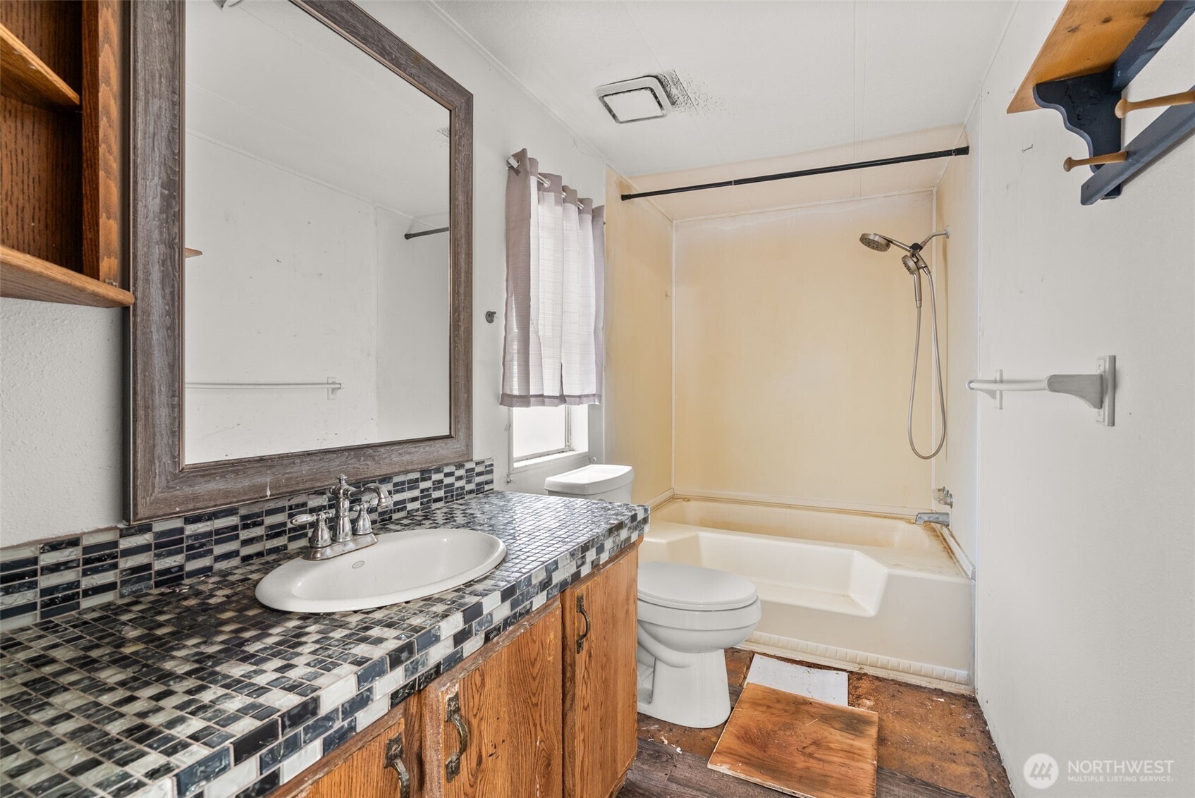 property viewer photo 17