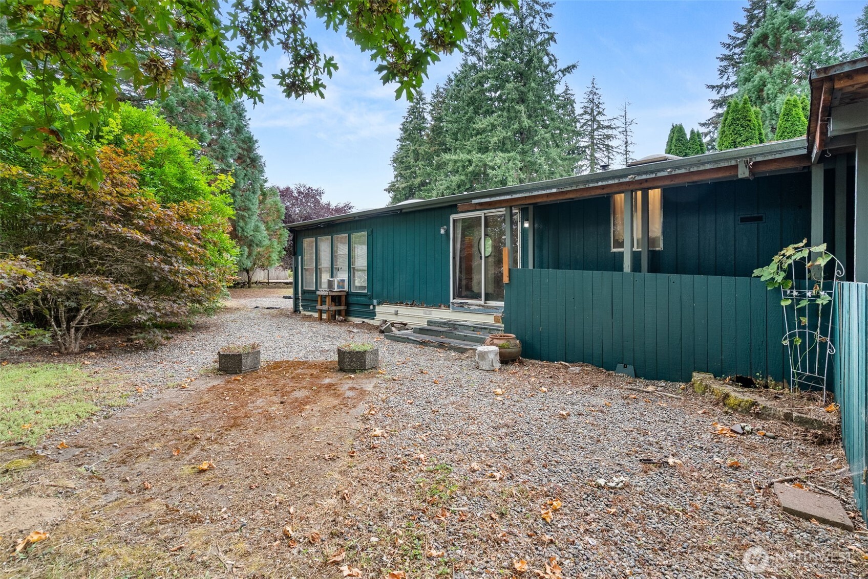 property viewer photo 2