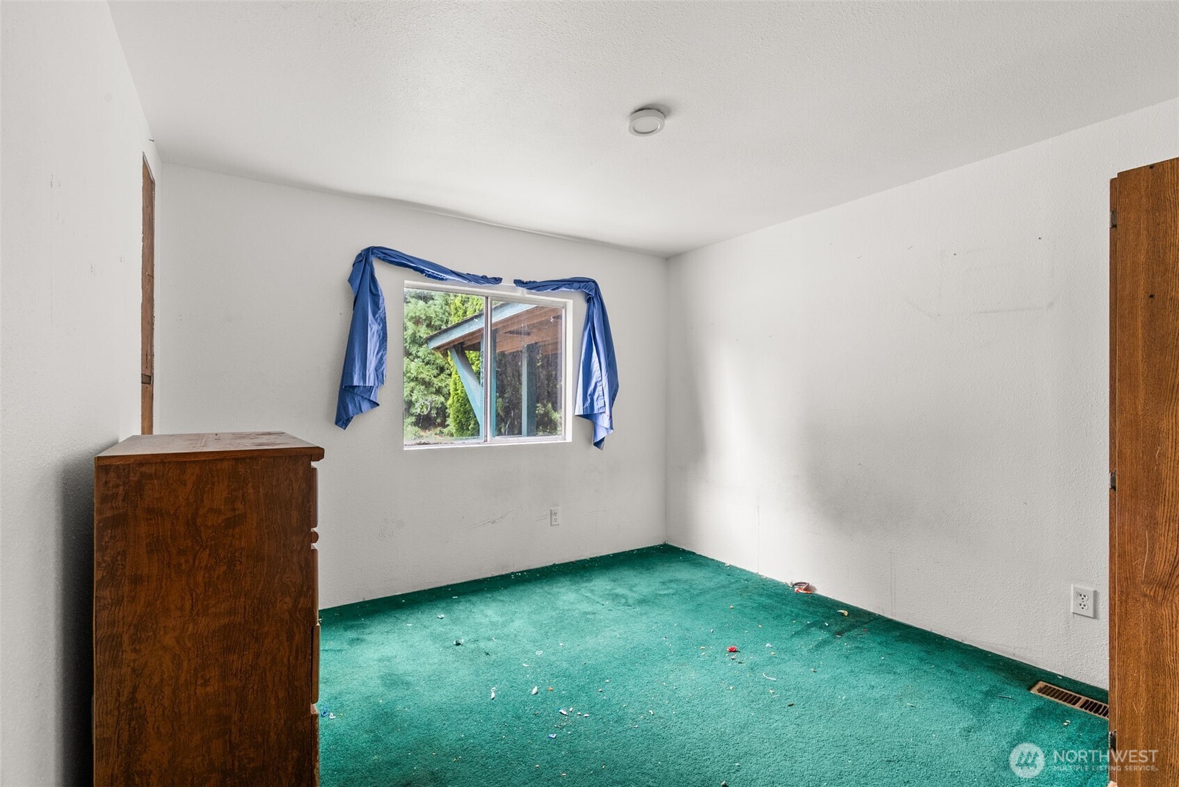 property viewer photo 20