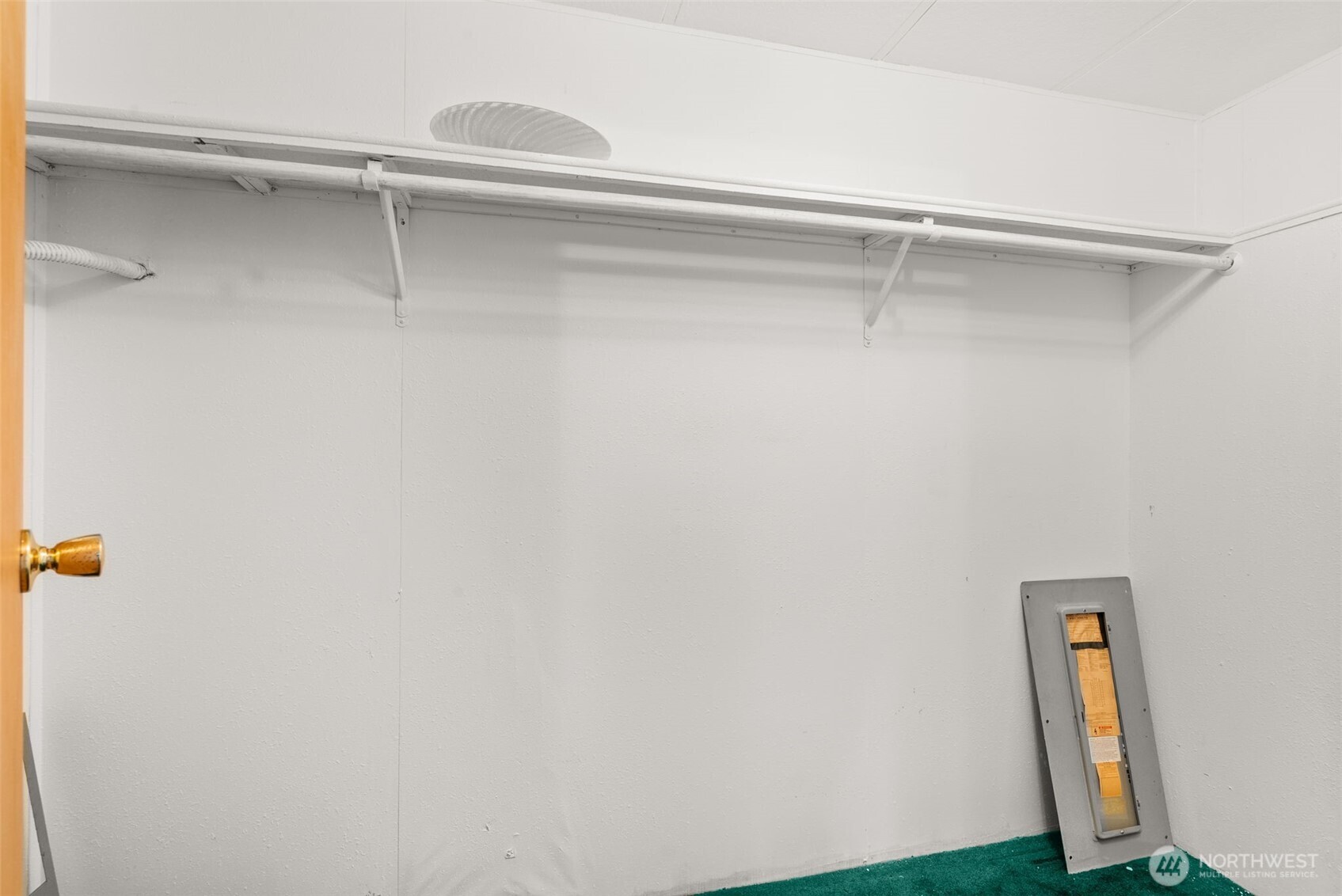 property viewer photo 21