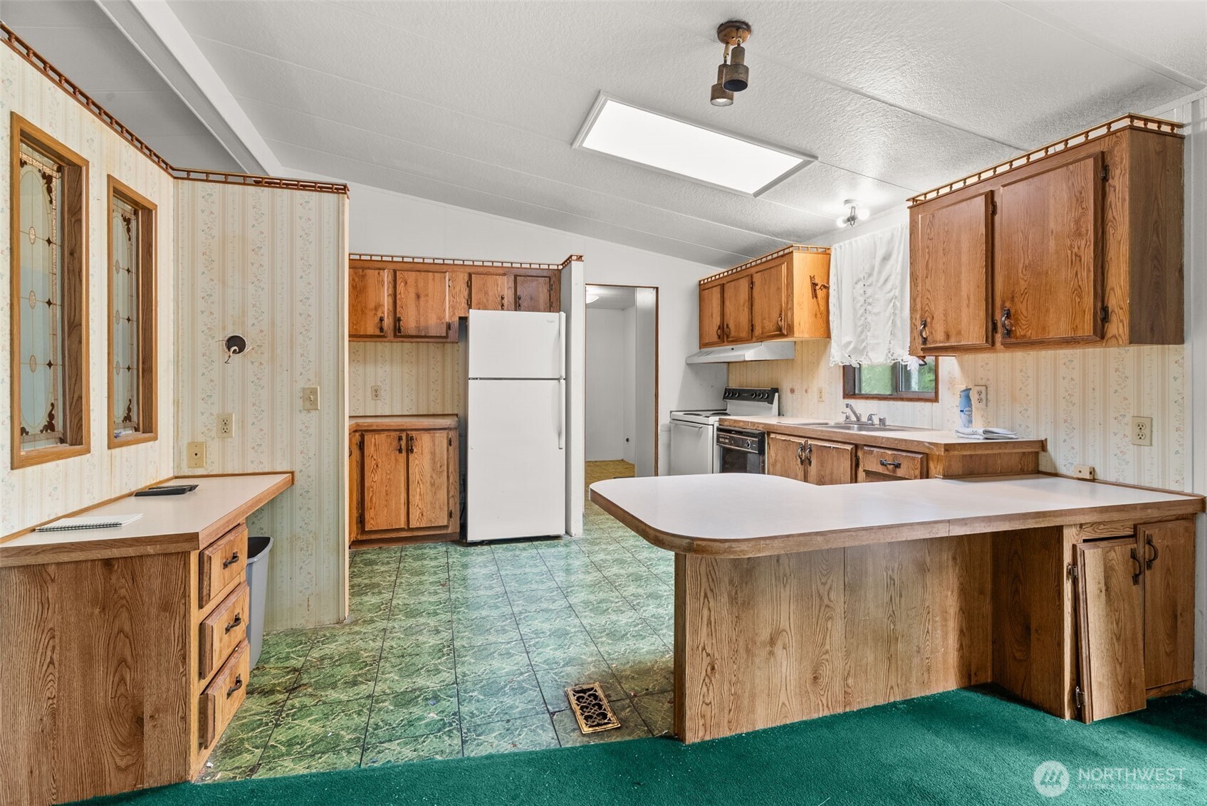 property viewer photo 8