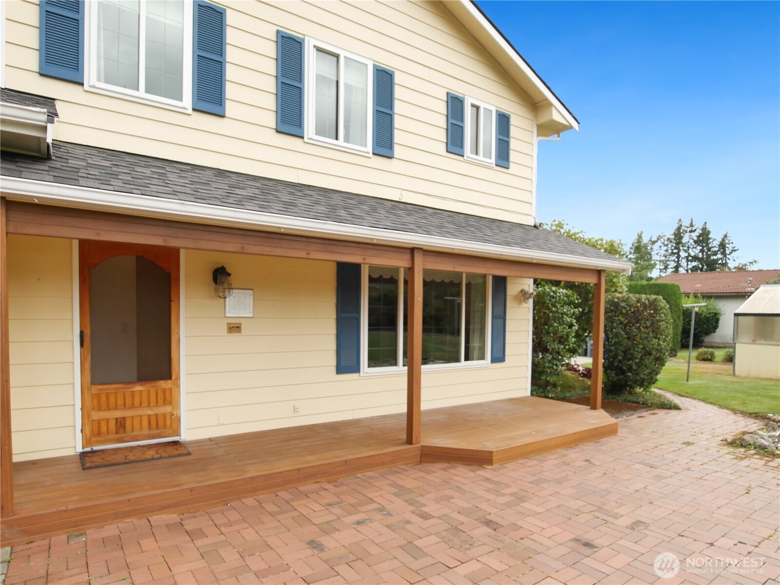 main property photo 33