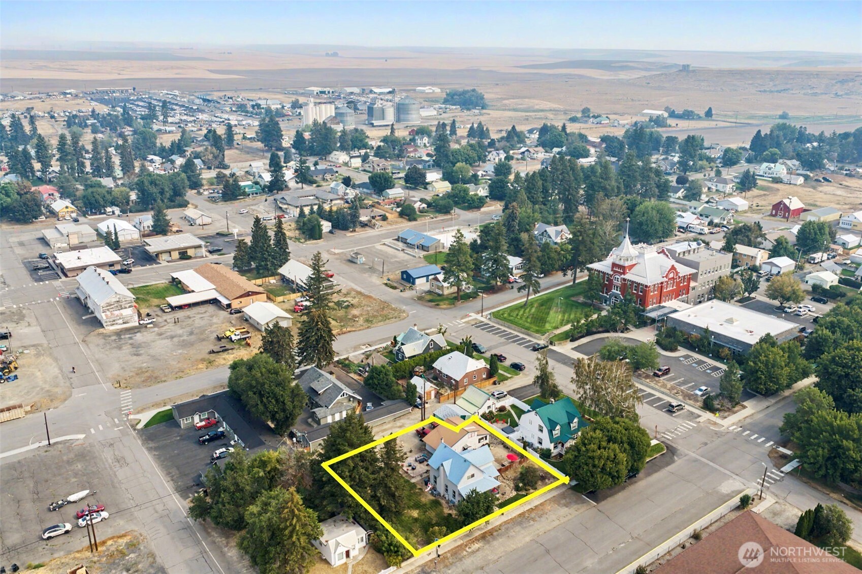 main property photo 31