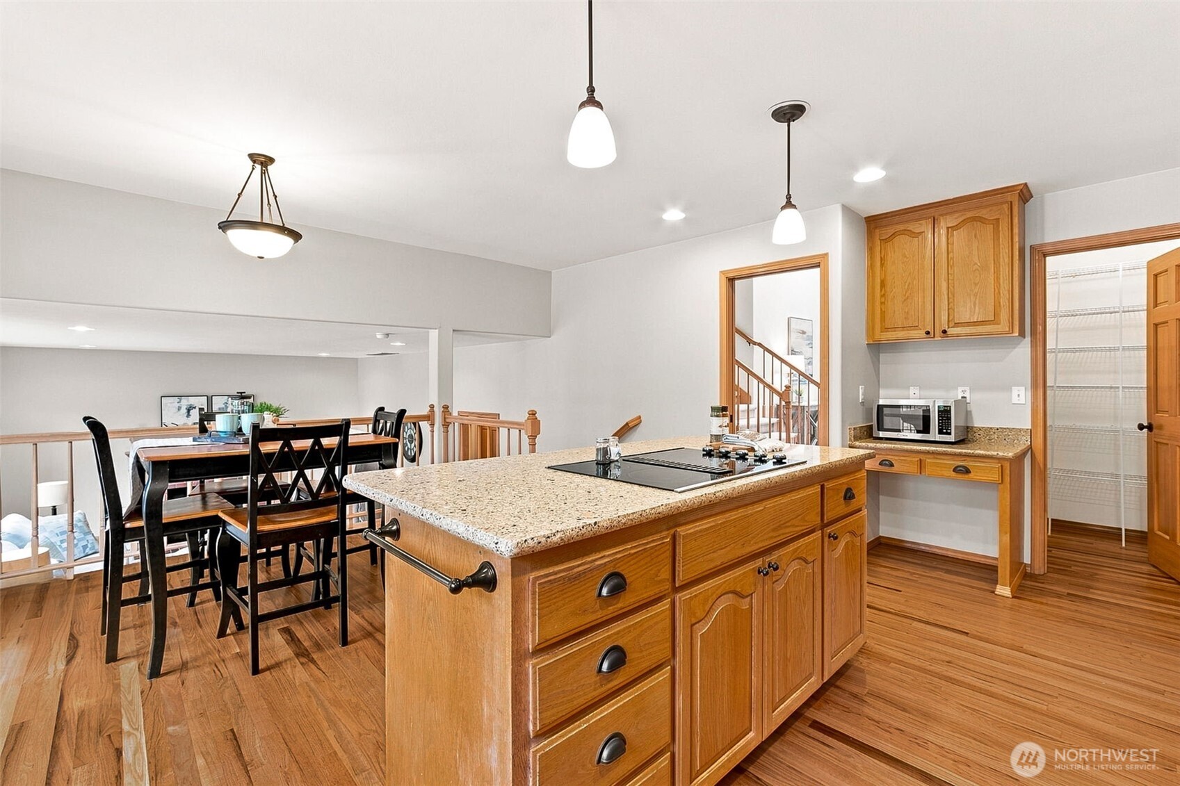 property viewer photo 10
