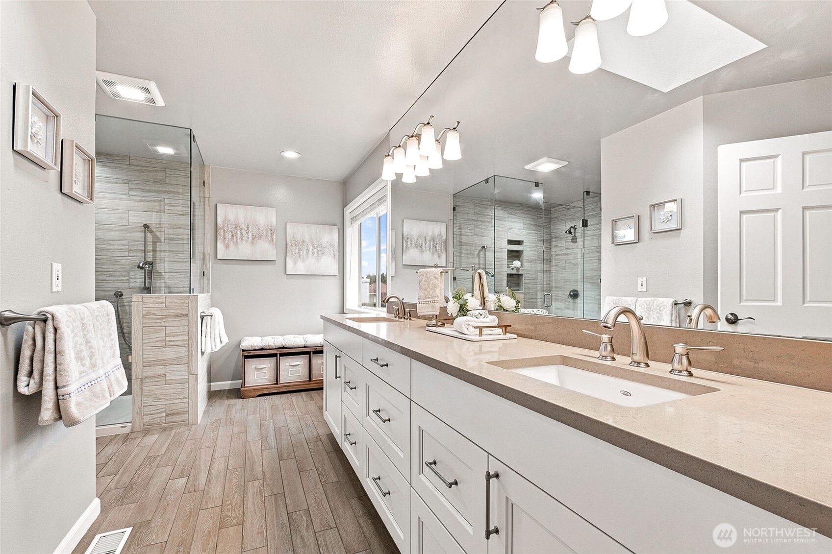 property viewer photo 19