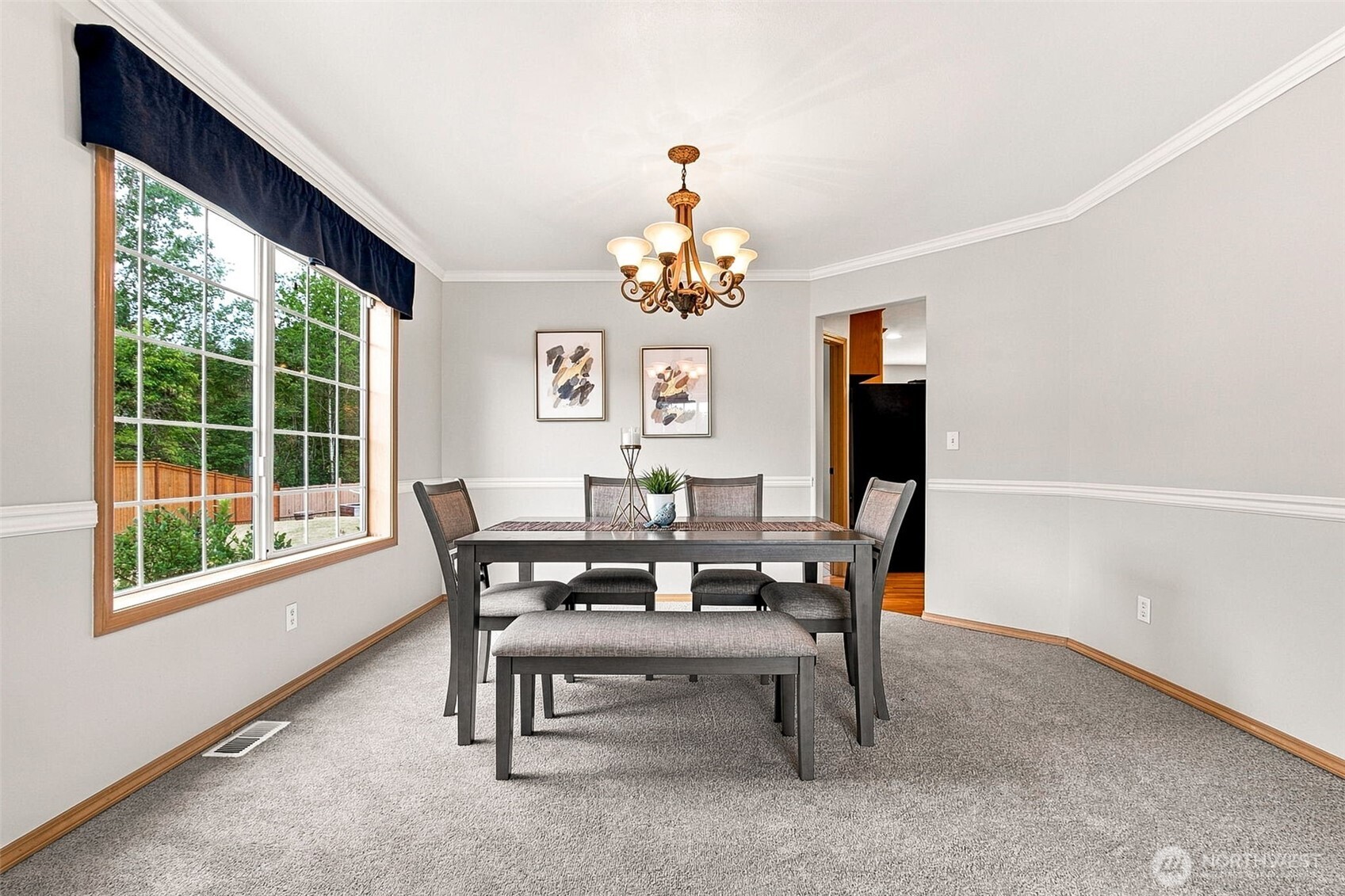 property viewer photo 7