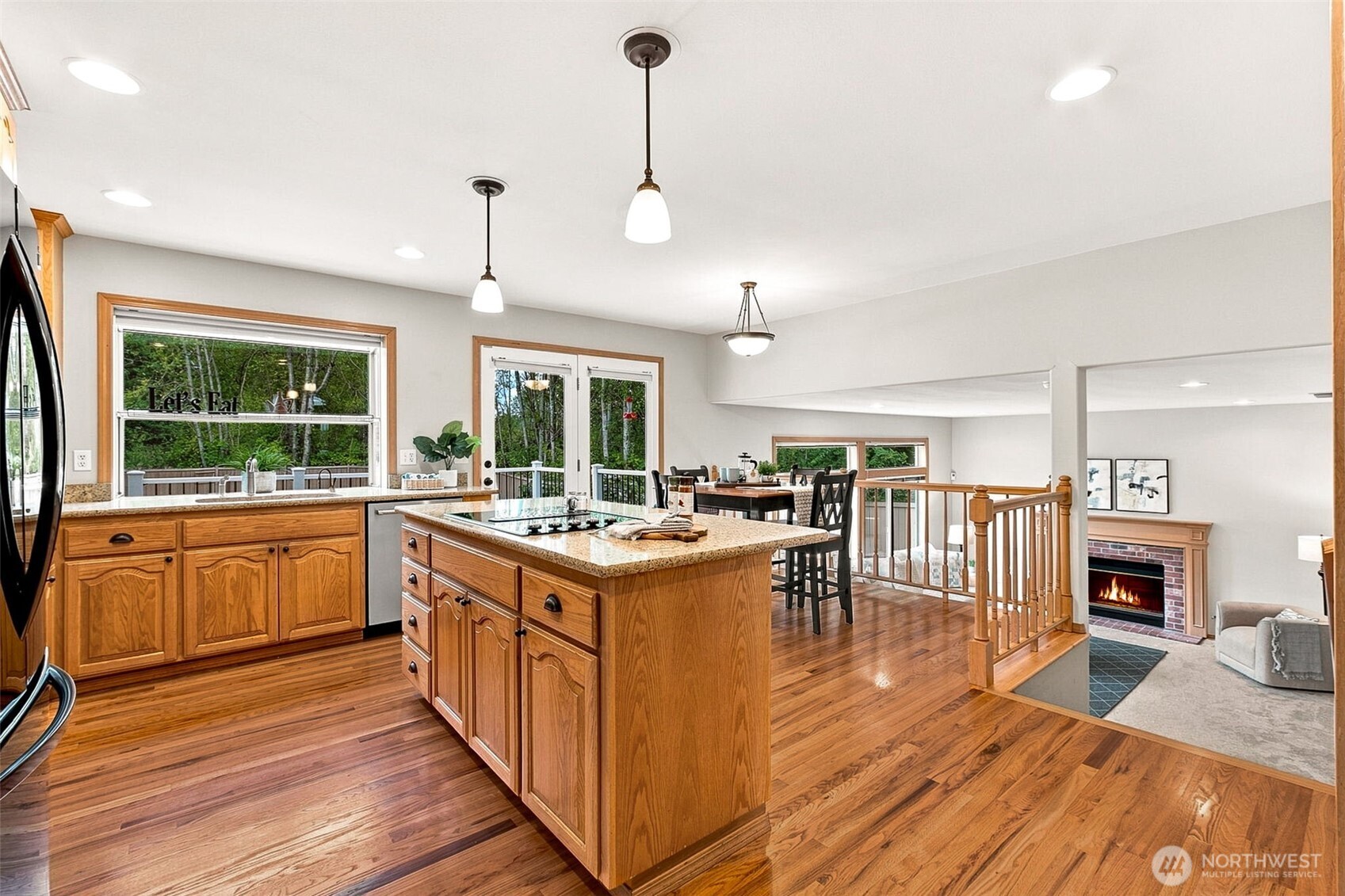 property viewer photo 9