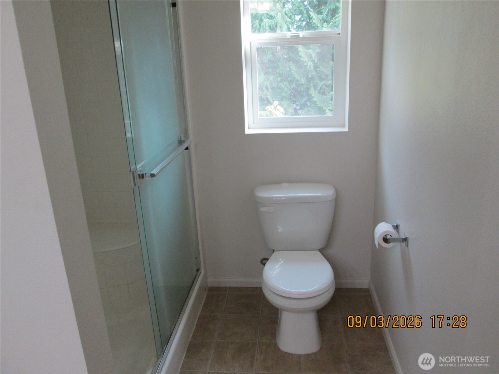 property viewer photo 10