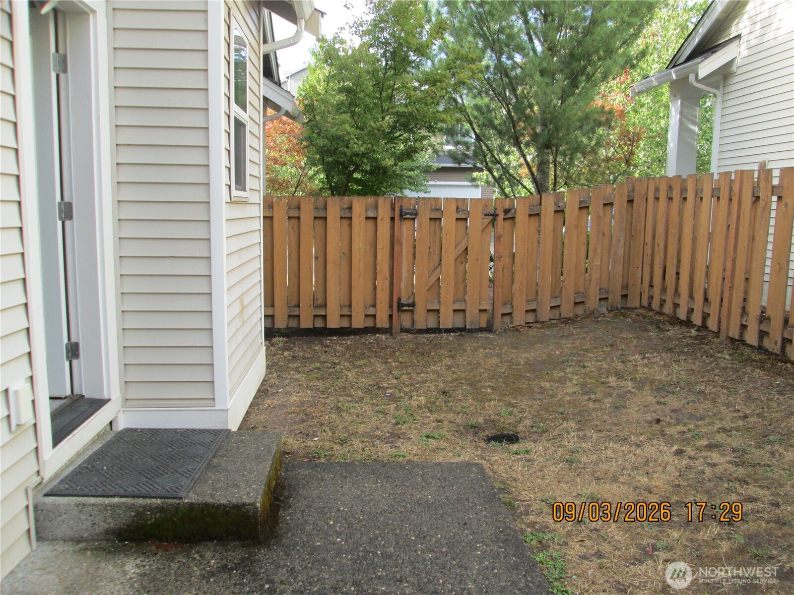 property viewer photo 14